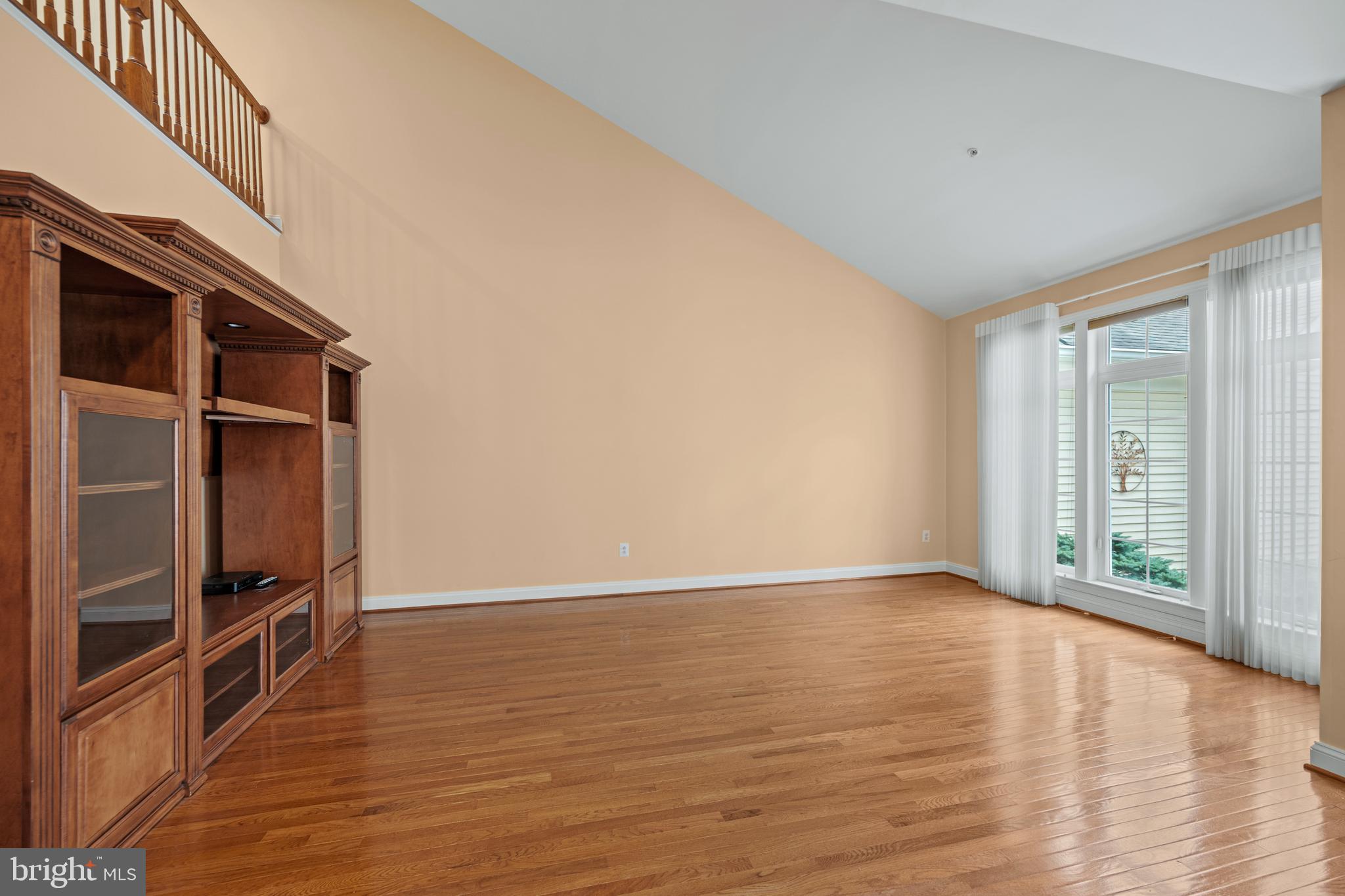 ELLICOTT HILLS - Residential