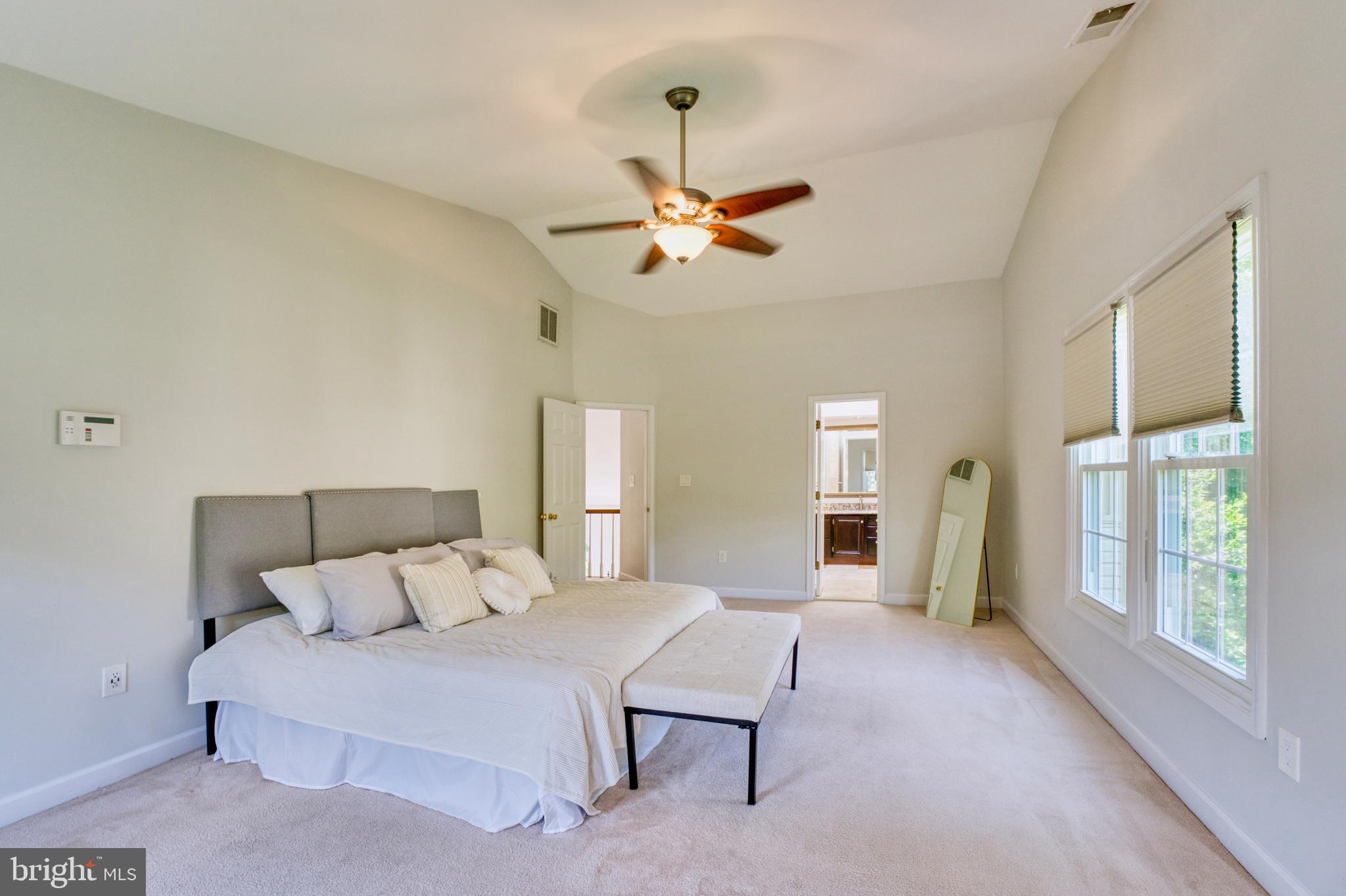 CROSSPOINTE - Residential