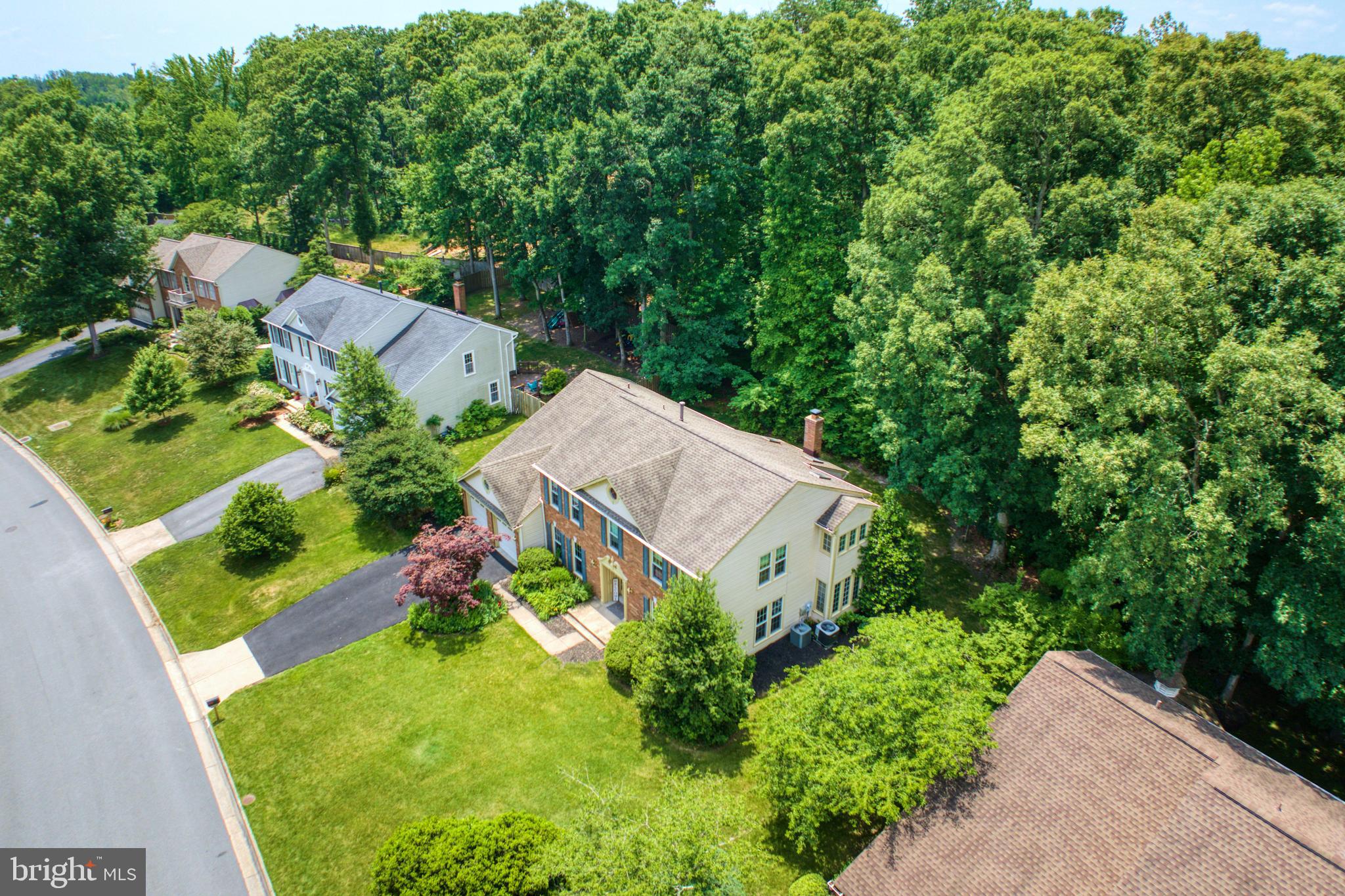 CROSSPOINTE - Residential