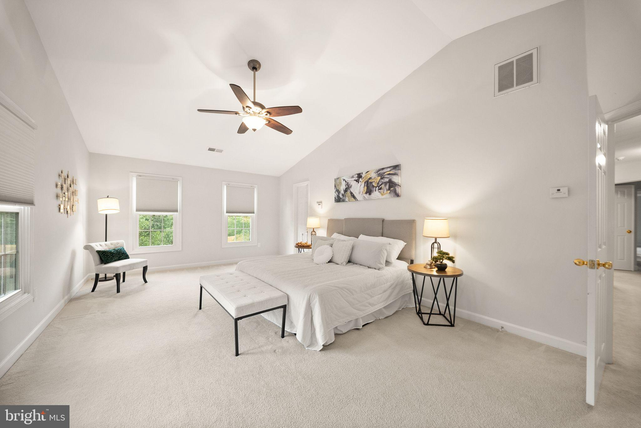 CROSSPOINTE - Residential