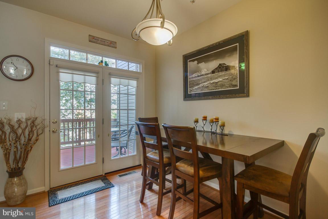 CAMERON STATION - Residential