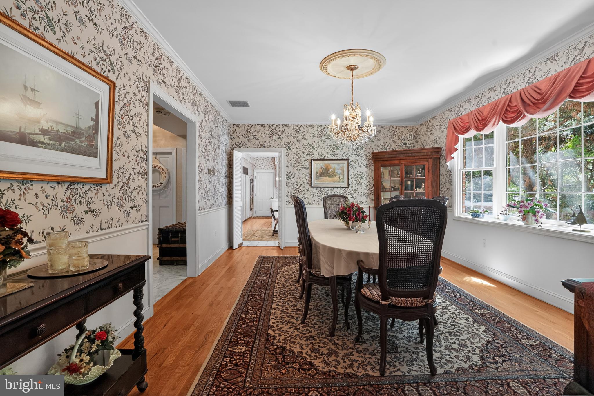 COLLEGE HEIGHTS - Residential