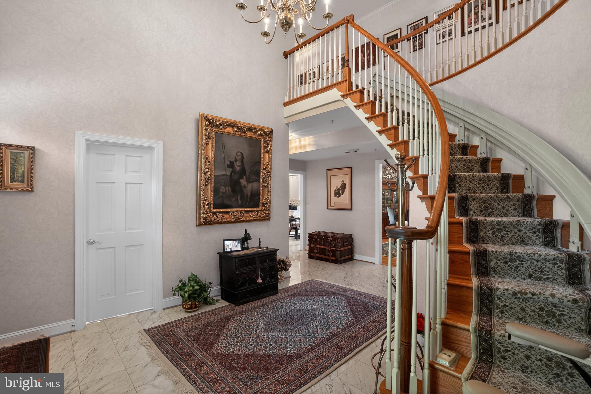 COLLEGE HEIGHTS - Residential