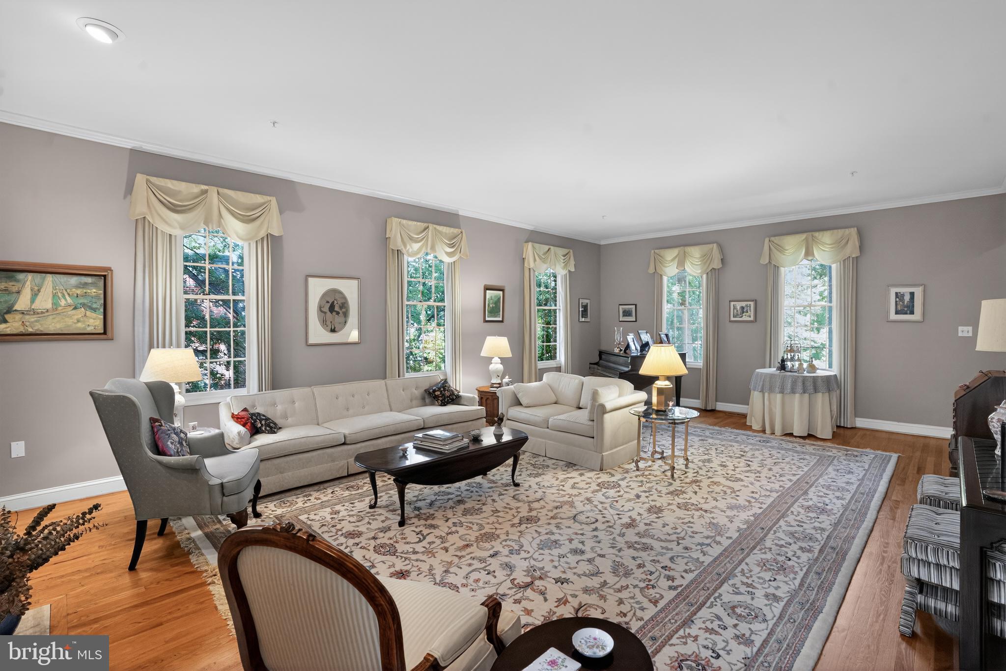 COLLEGE HEIGHTS - Residential