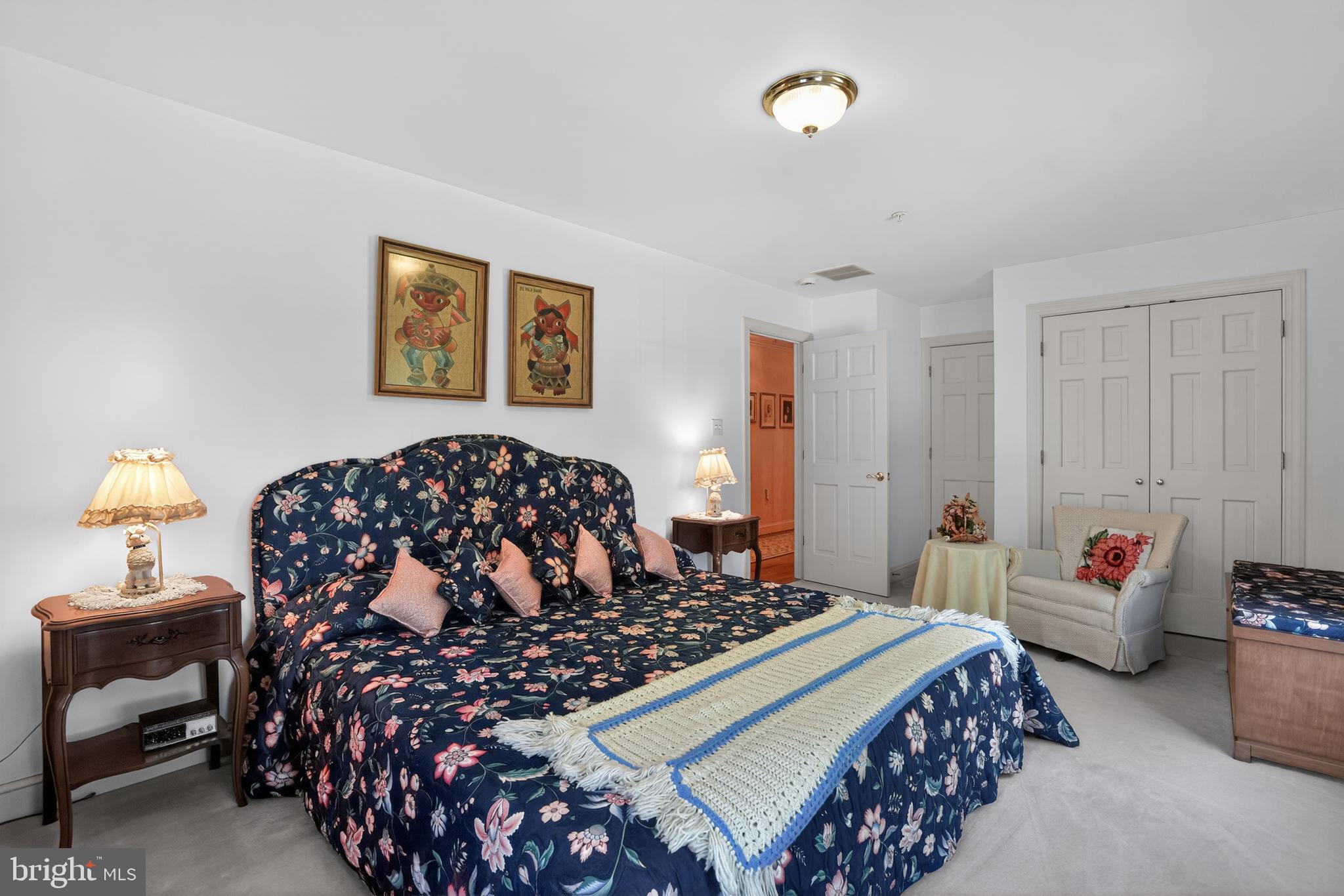 COLLEGE HEIGHTS - Residential