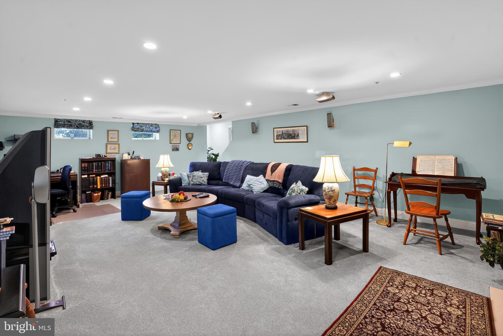 COLLEGE HEIGHTS - Residential