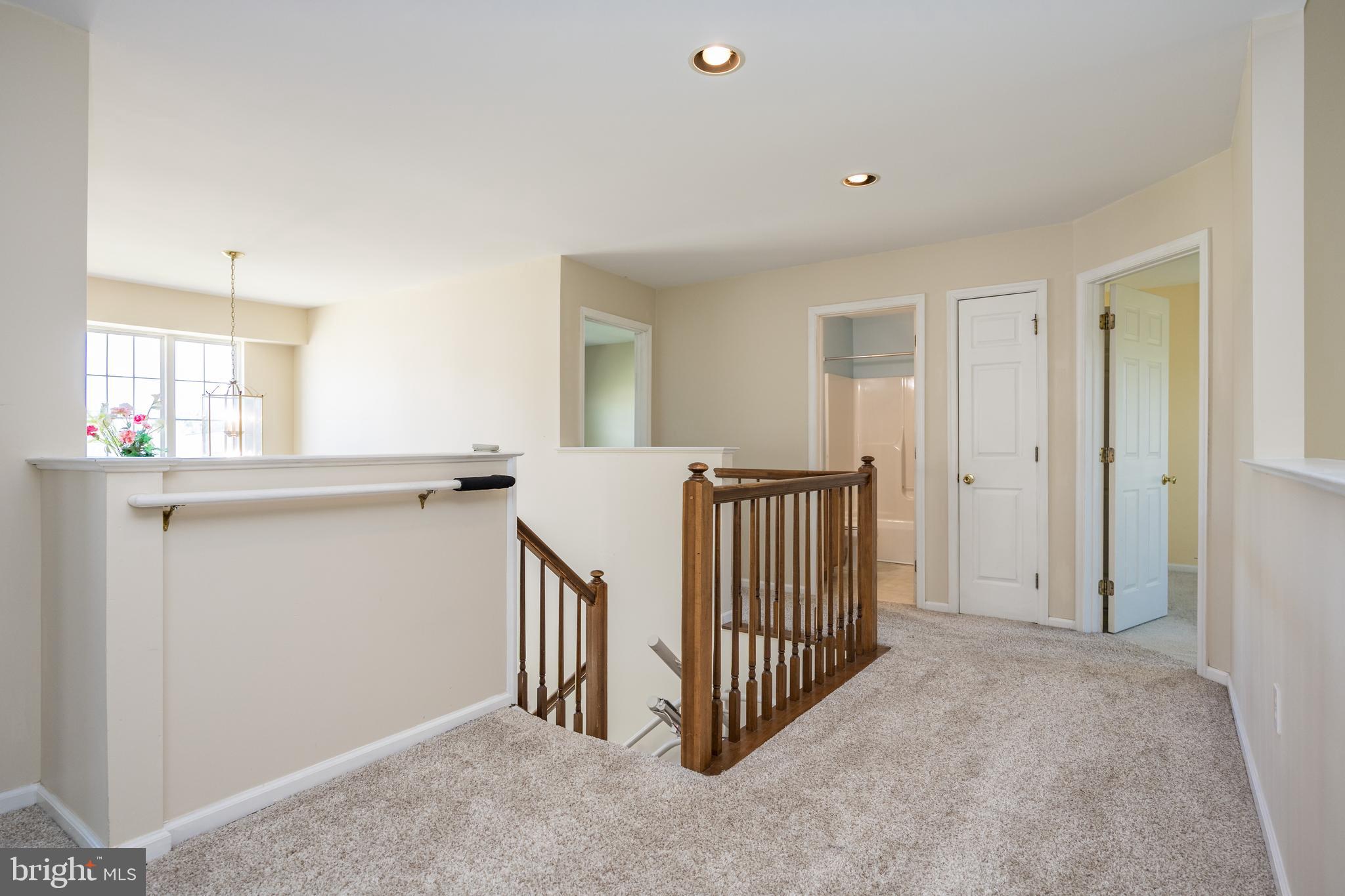 OAKWOOD - Residential
