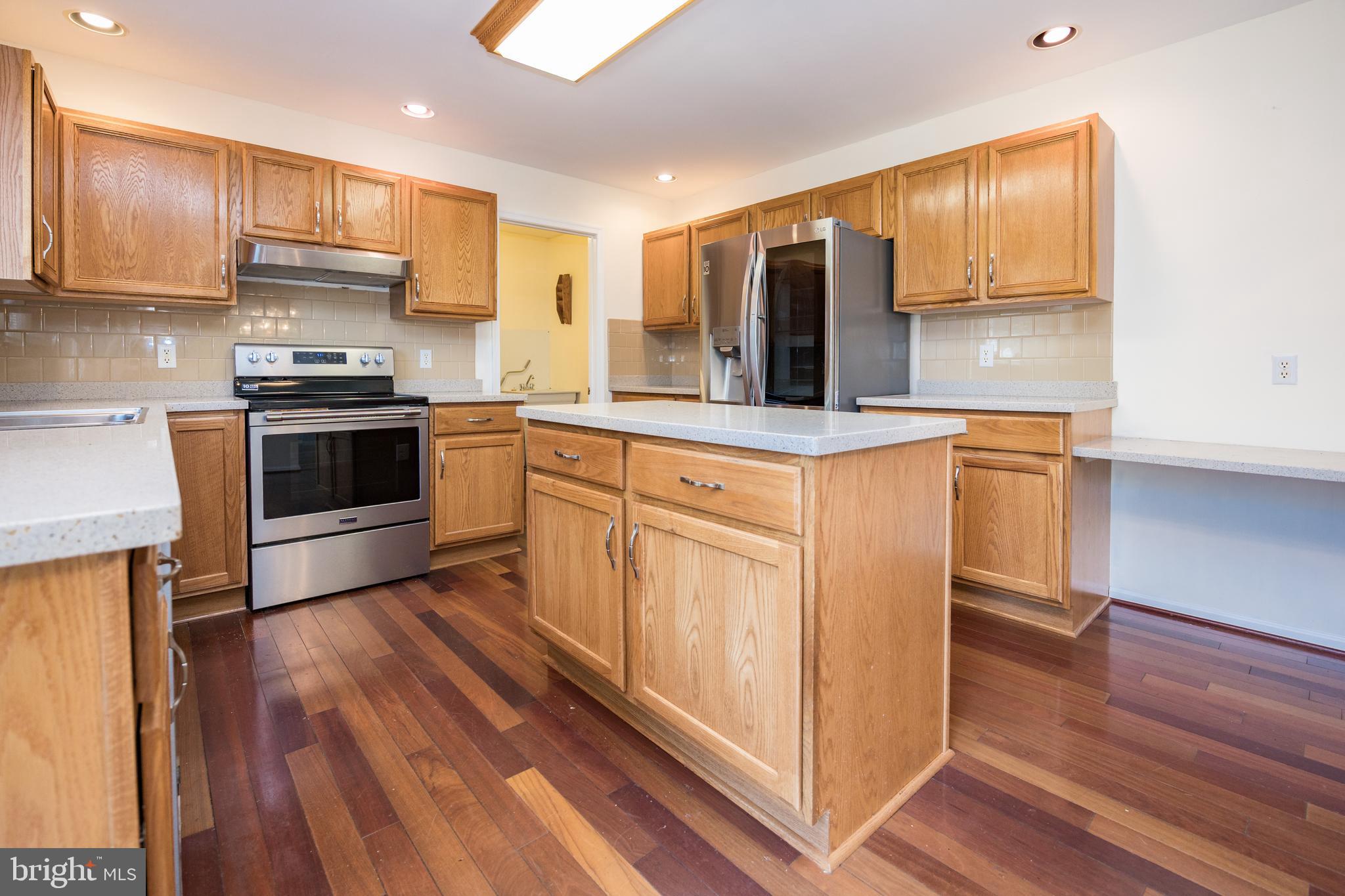 OAKWOOD - Residential