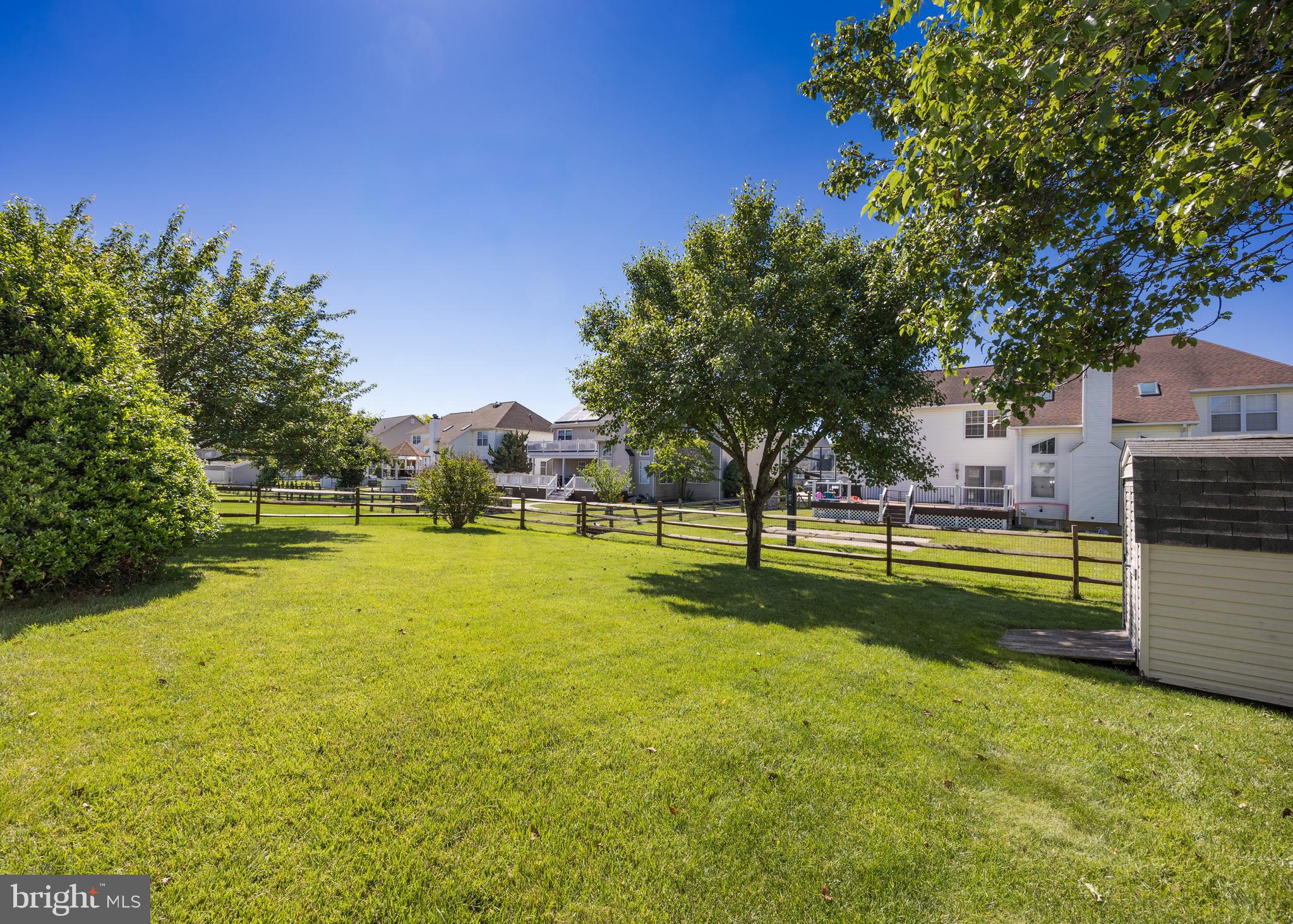 OAKWOOD - Residential