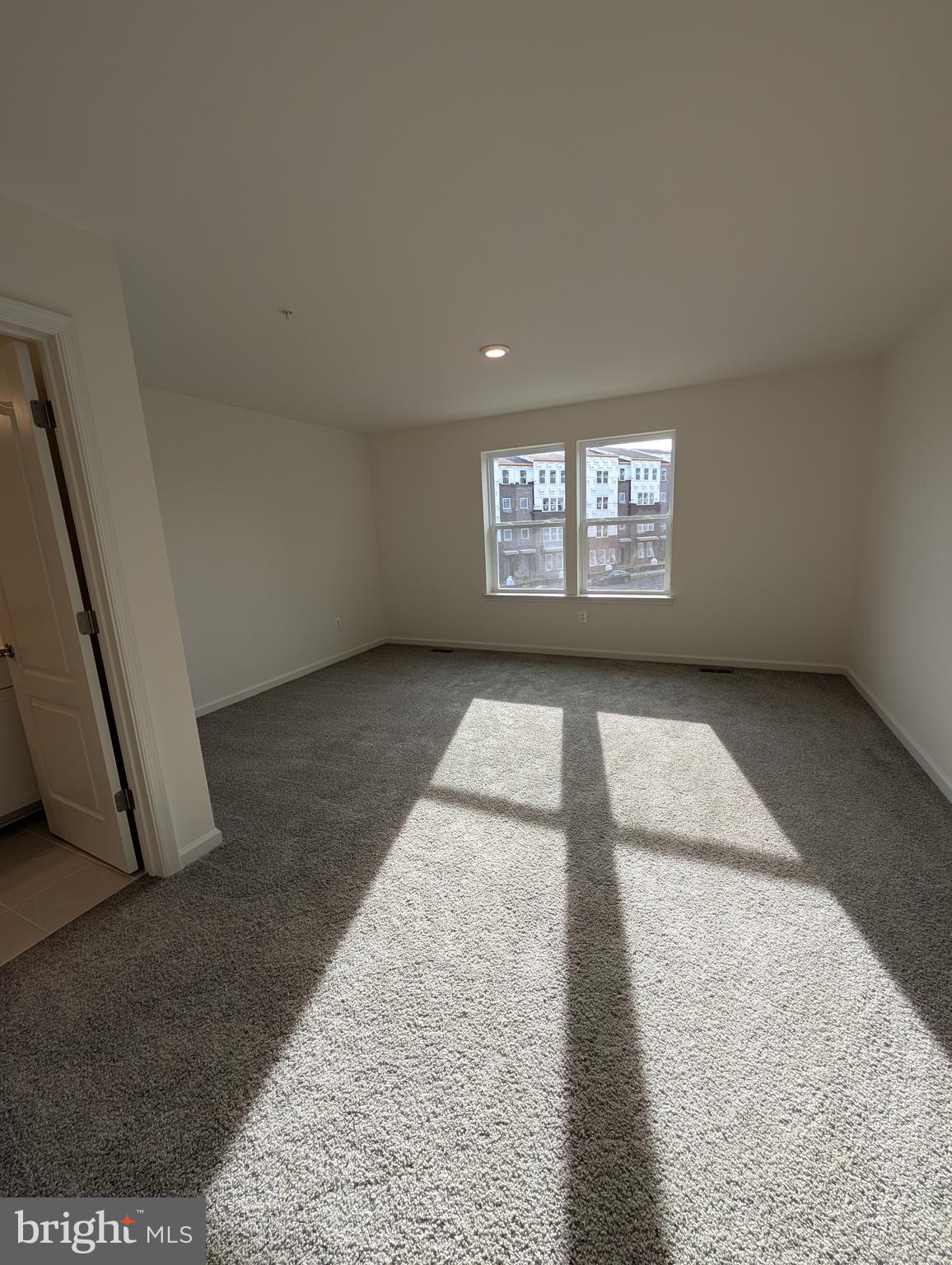 PADDOCK POINTE - Residential Lease