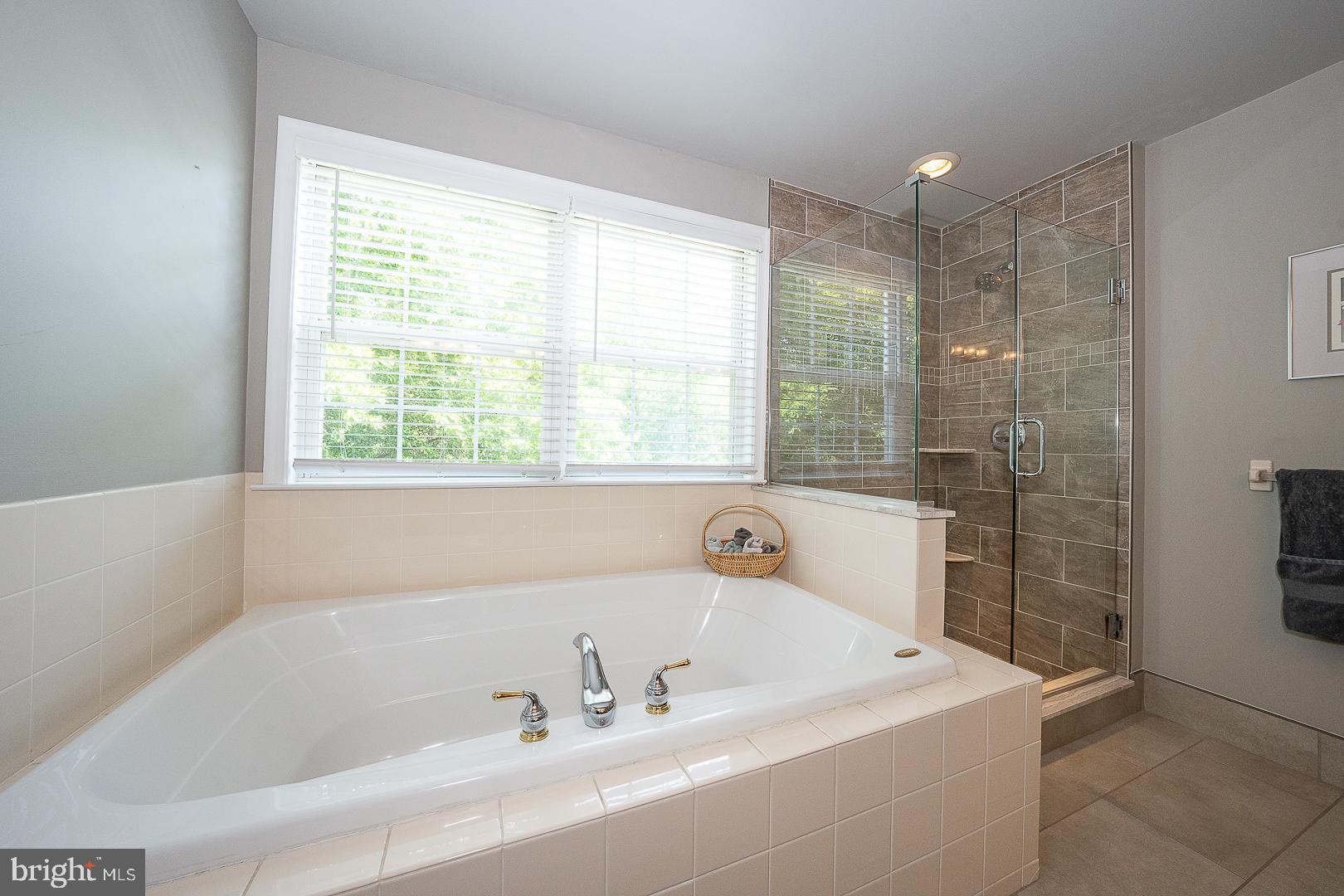 WILLISTOWN HUNT - Residential