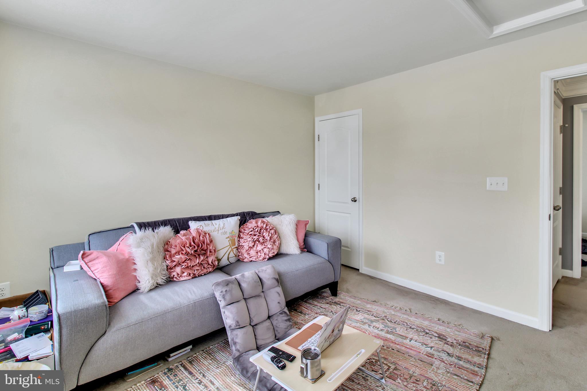 MARSHALL GROVE ESTATES - Residential