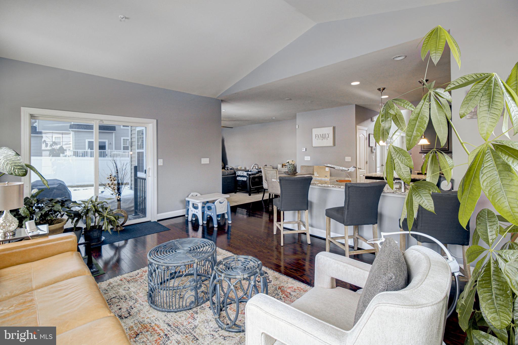 MARSHALL GROVE ESTATES - Residential