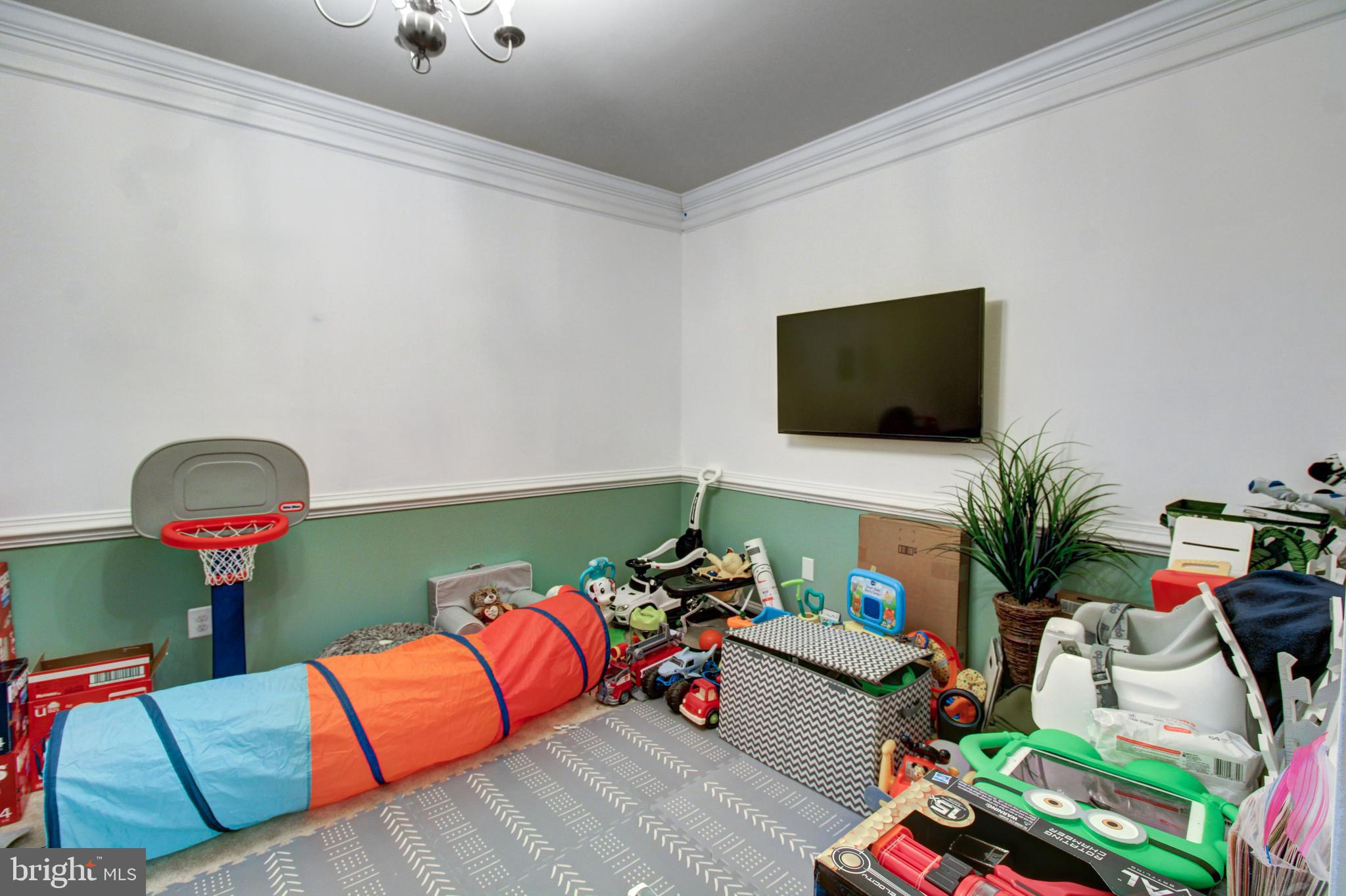 MARSHALL GROVE ESTATES - Residential