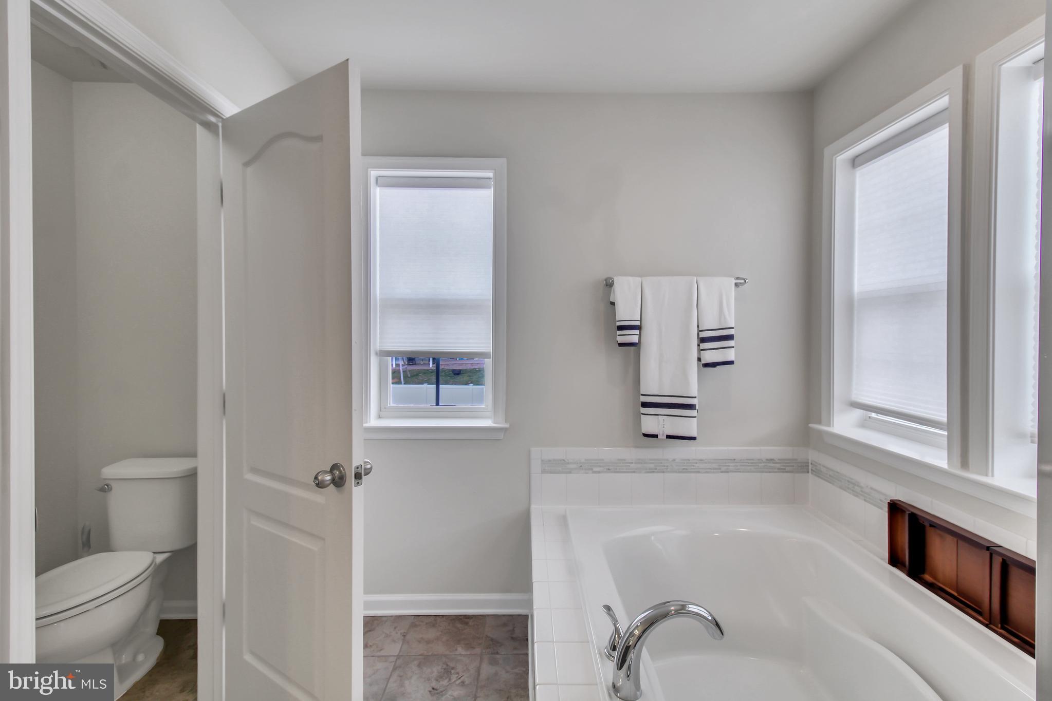 MARSHALL GROVE ESTATES - Residential