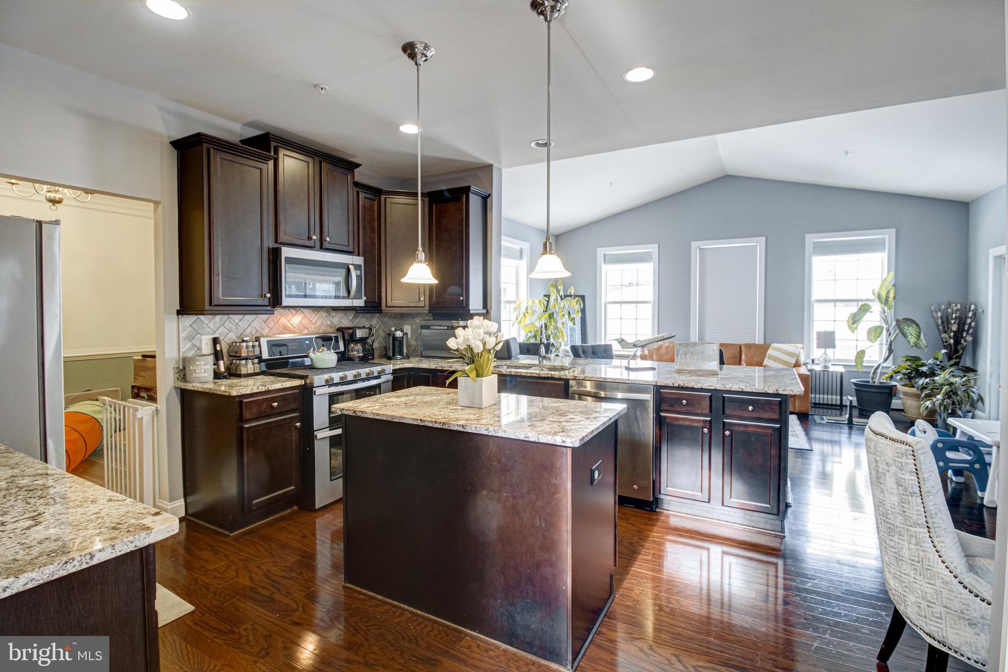 MARSHALL GROVE ESTATES - Residential