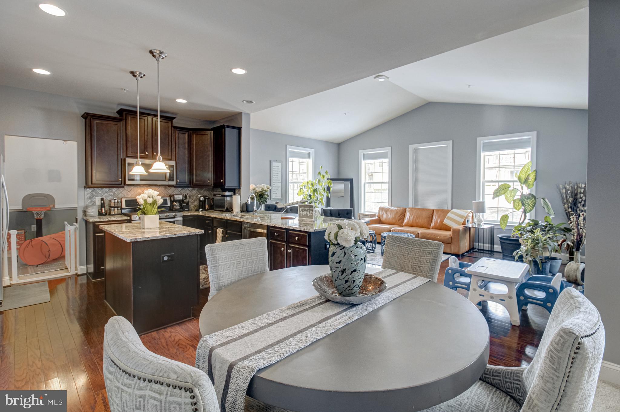 MARSHALL GROVE ESTATES - Residential