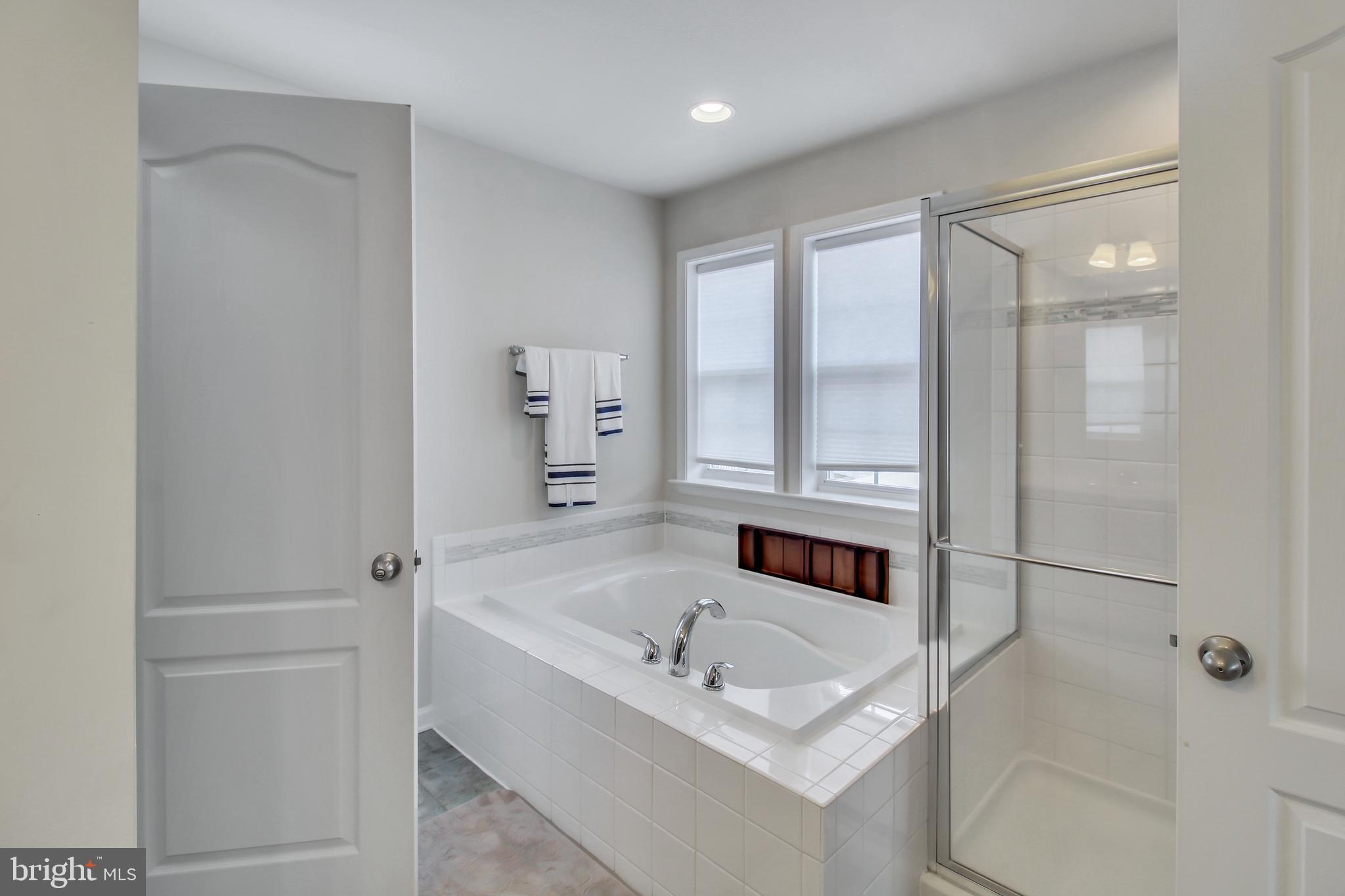 MARSHALL GROVE ESTATES - Residential