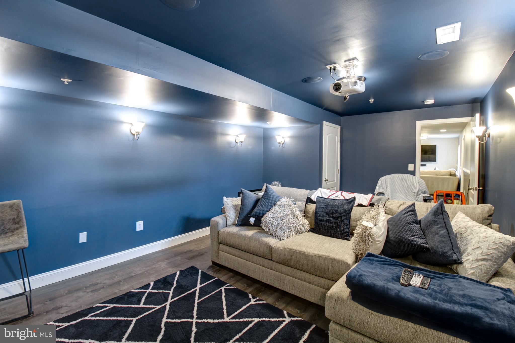 MARSHALL GROVE ESTATES - Residential