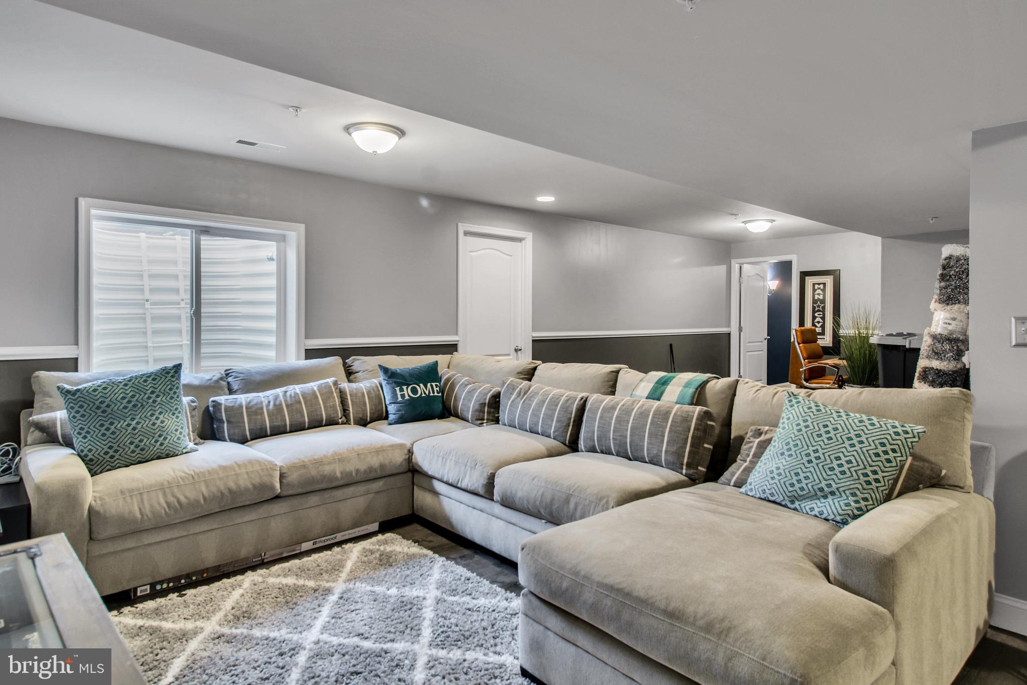 MARSHALL GROVE ESTATES - Residential