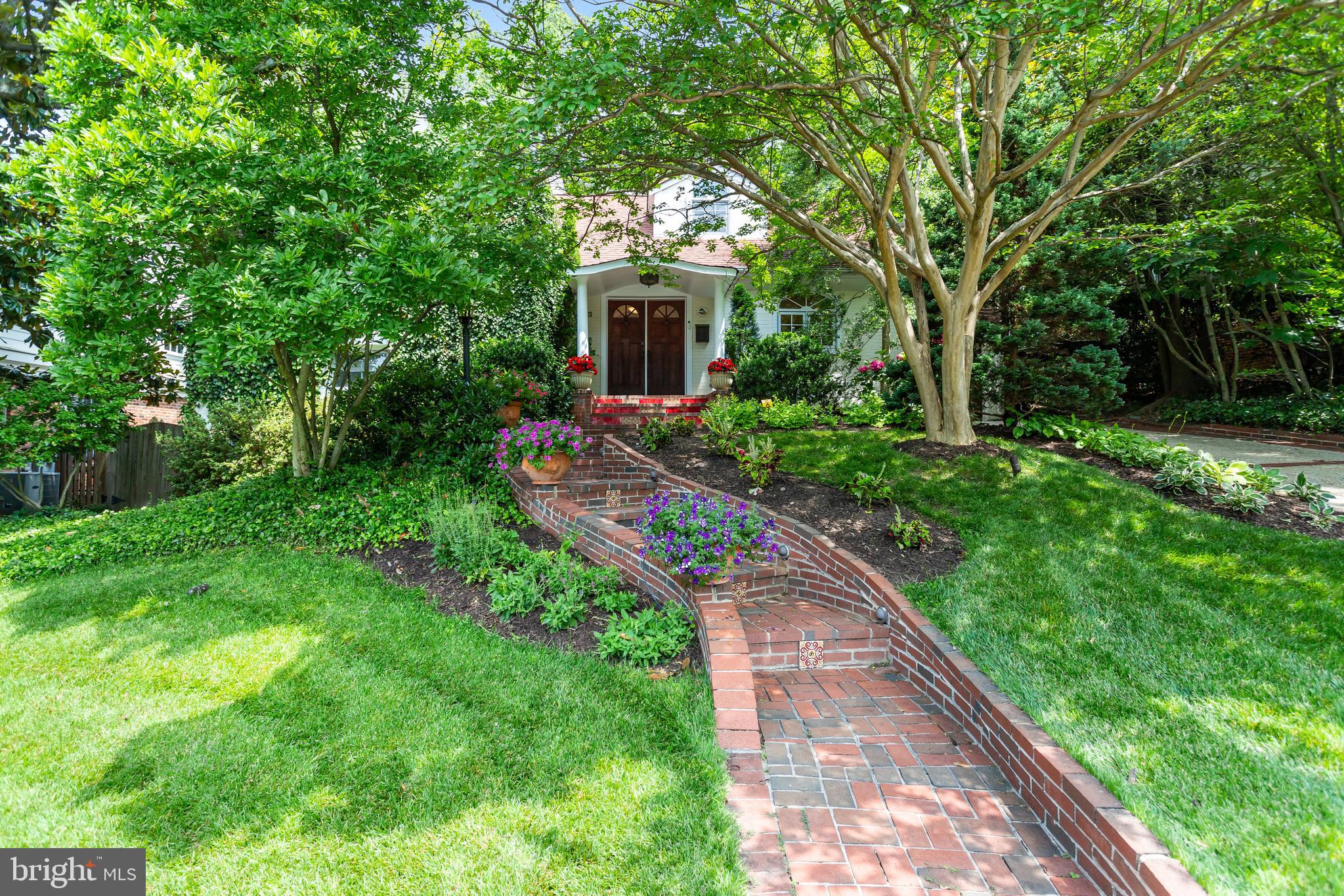 WESTMORELAND HILLS - Residential