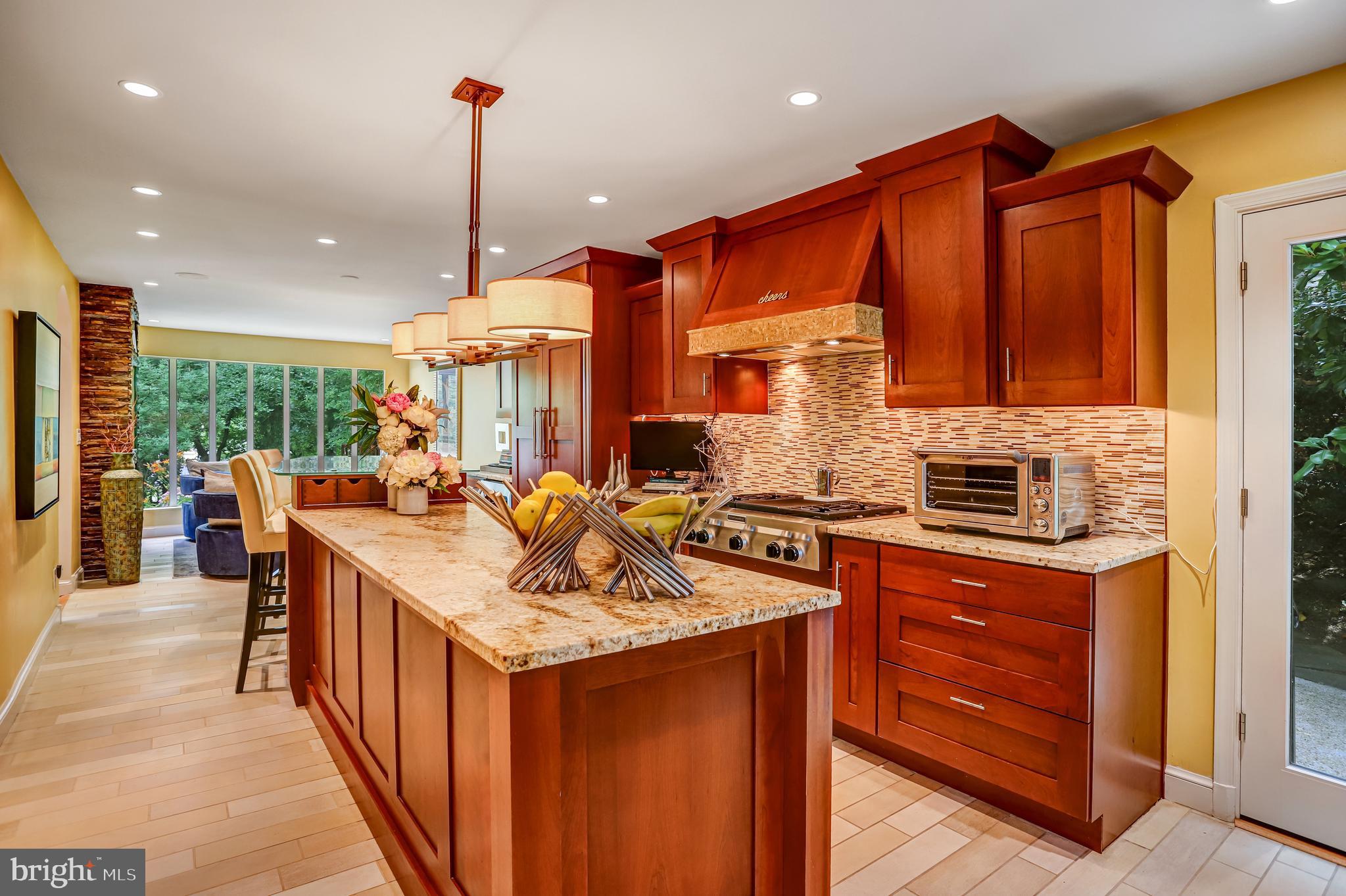 WESTMORELAND HILLS - Residential