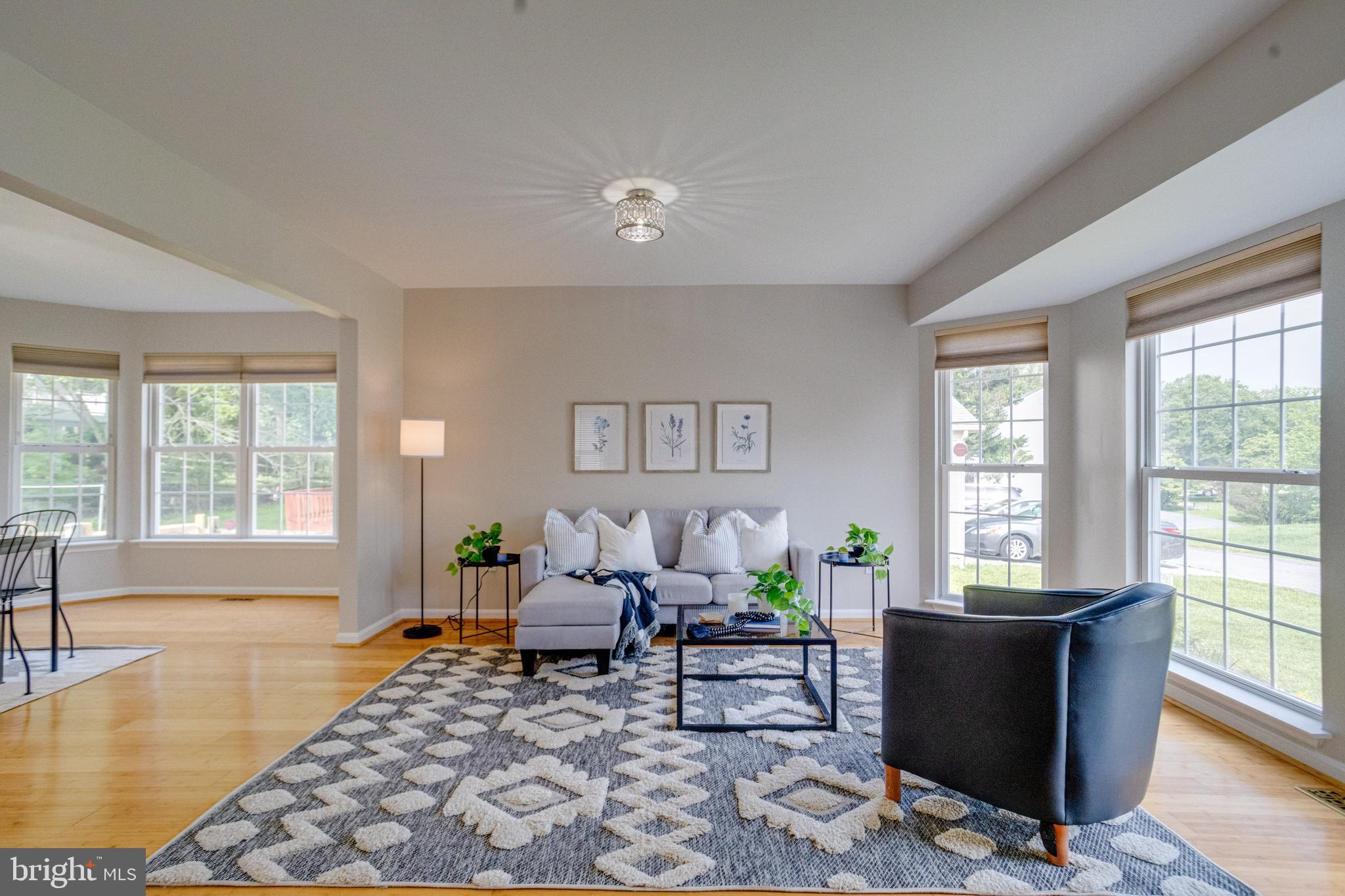 OAKRIDGE - Residential