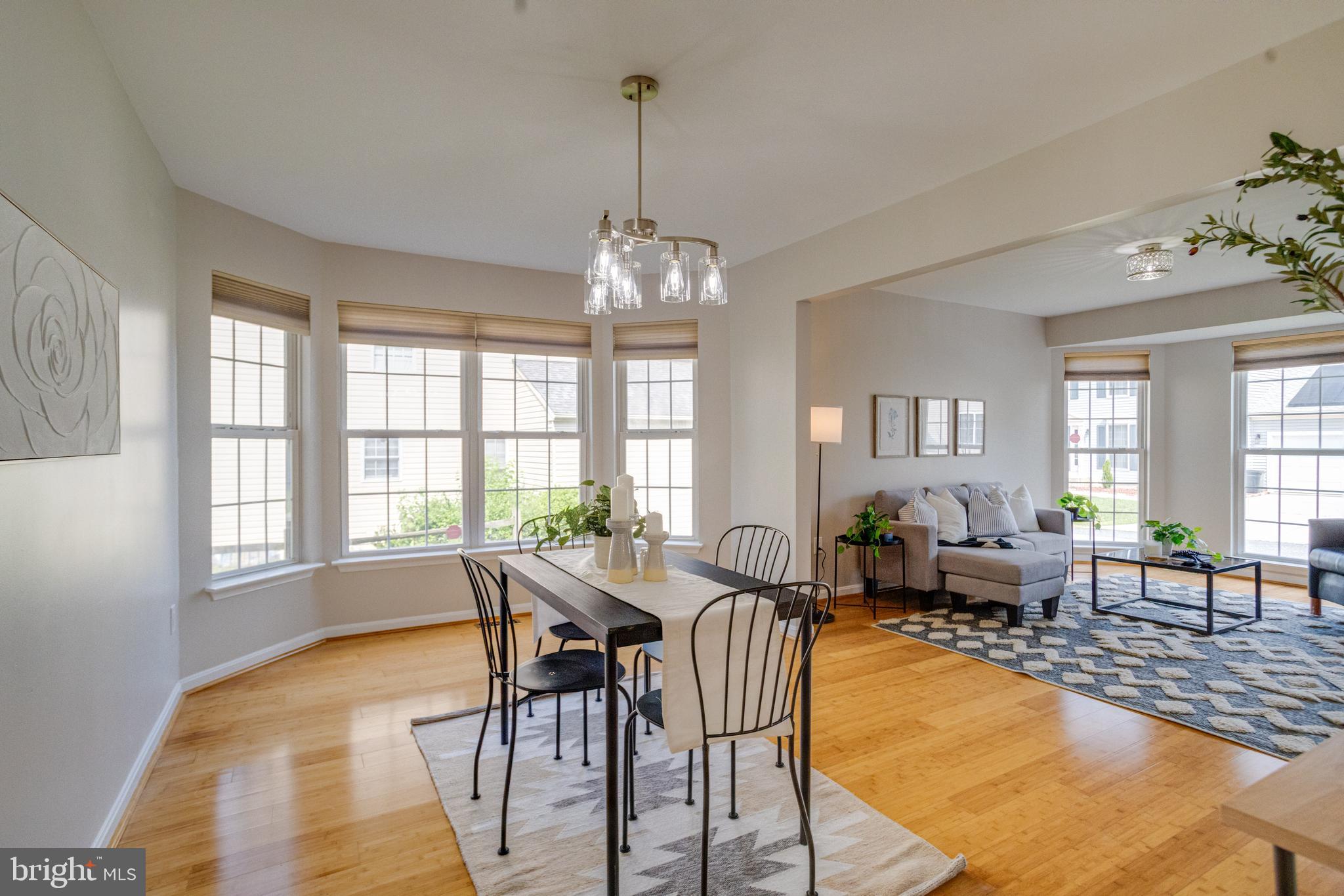 OAKRIDGE - Residential