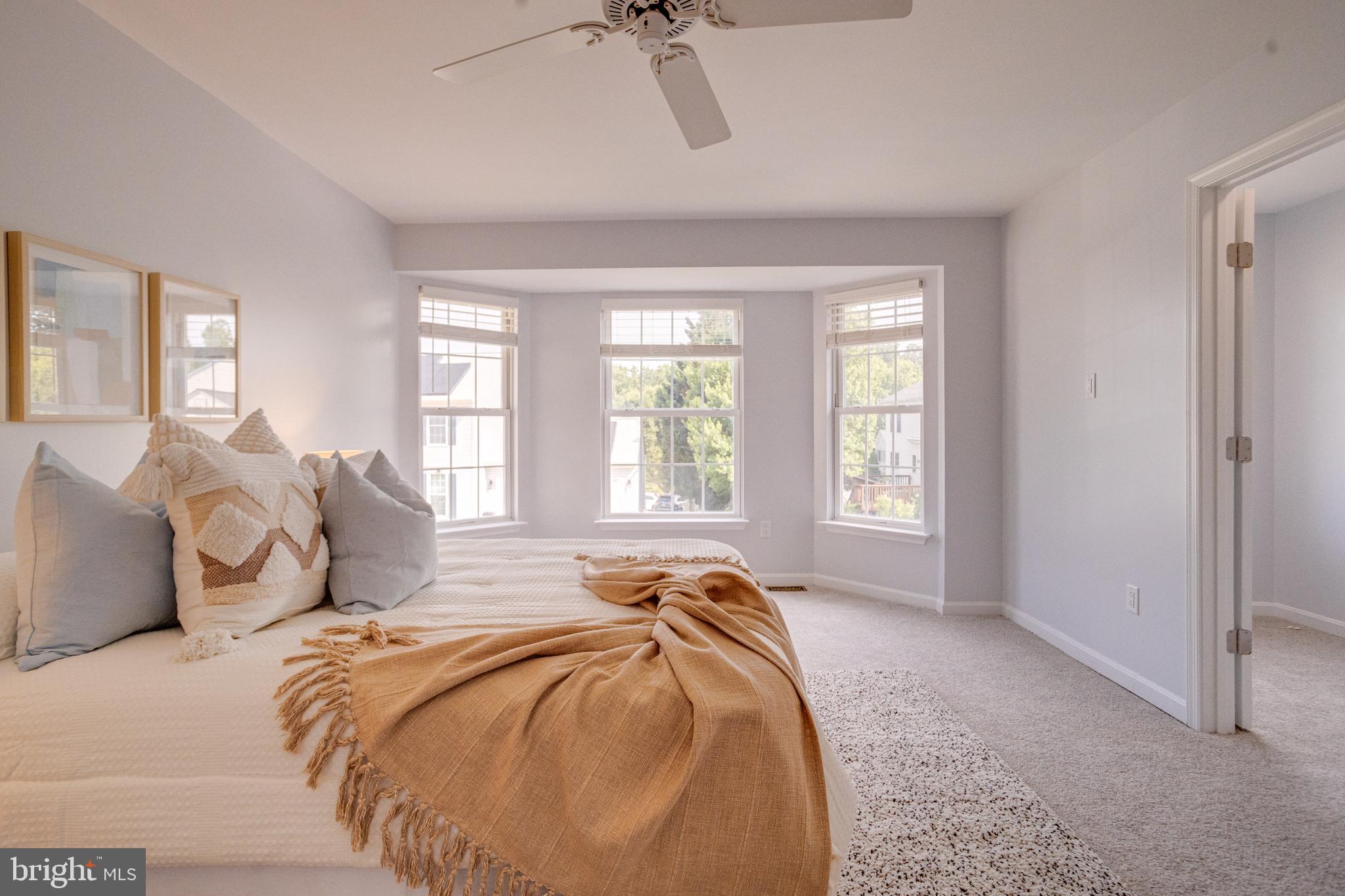 OAKRIDGE - Residential