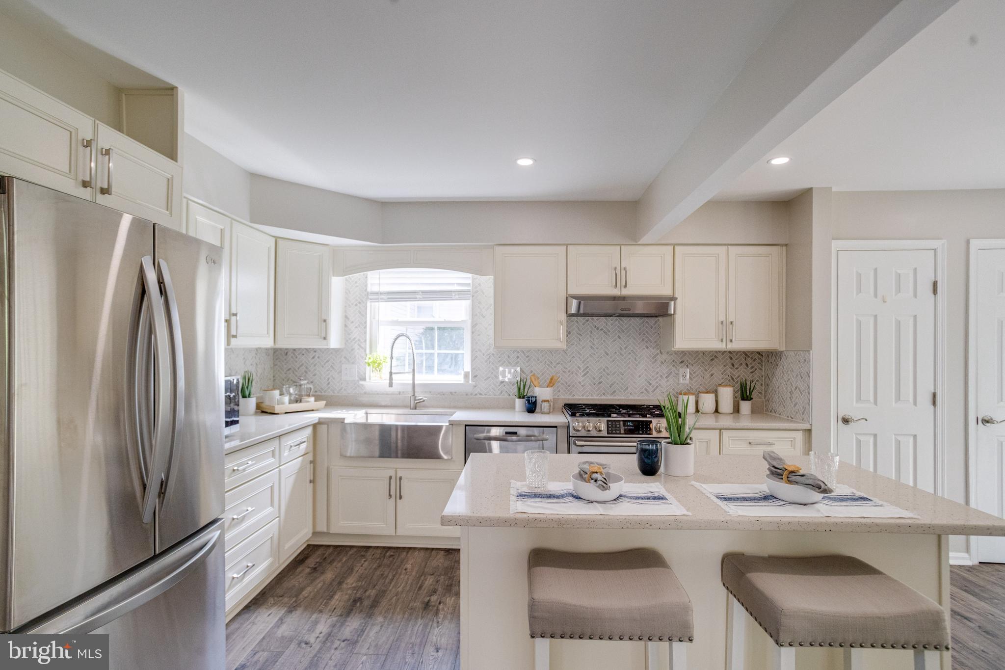 OAKRIDGE - Residential