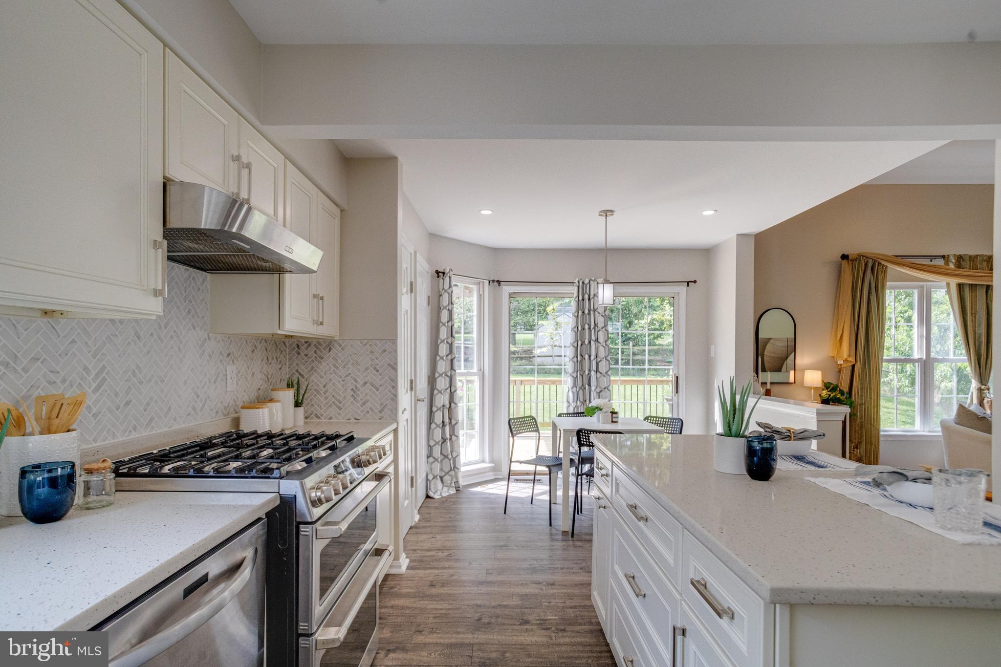 OAKRIDGE - Residential