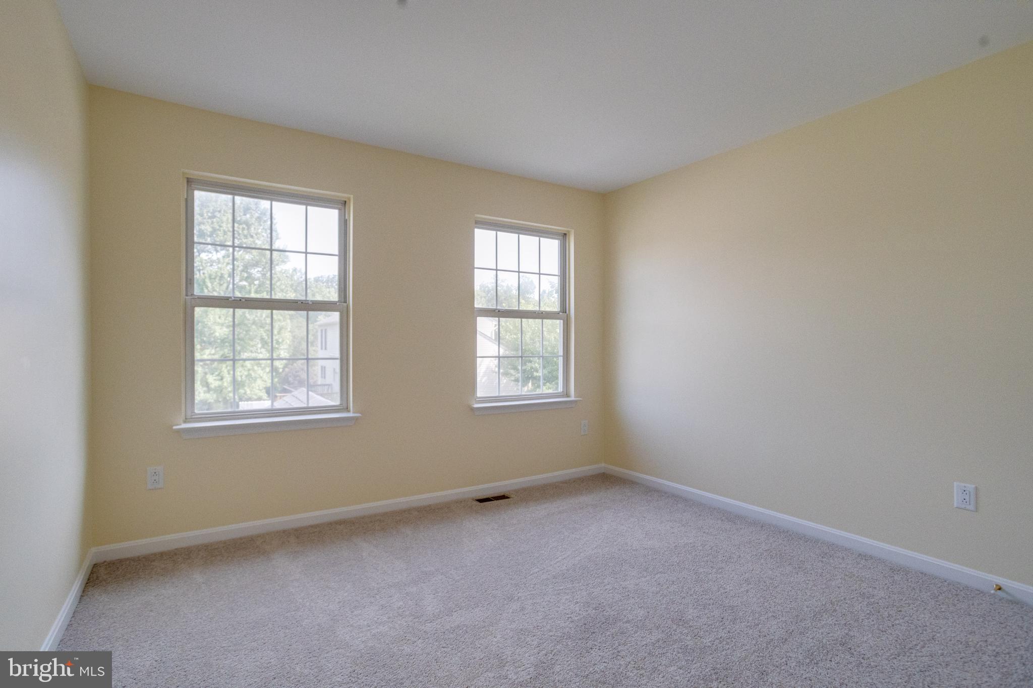 OAKRIDGE - Residential