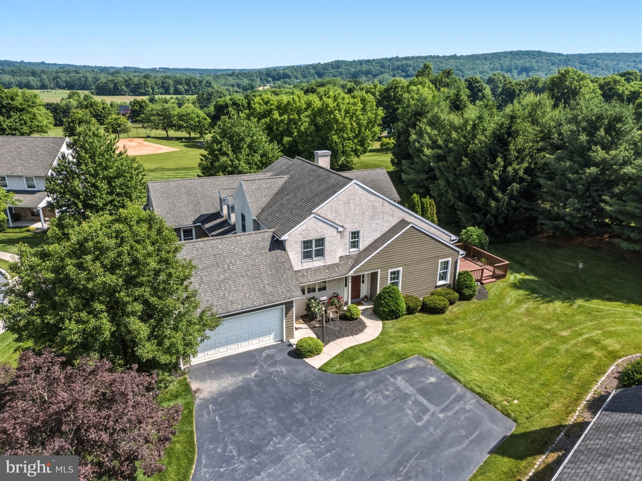 PARKSIDE - Residential