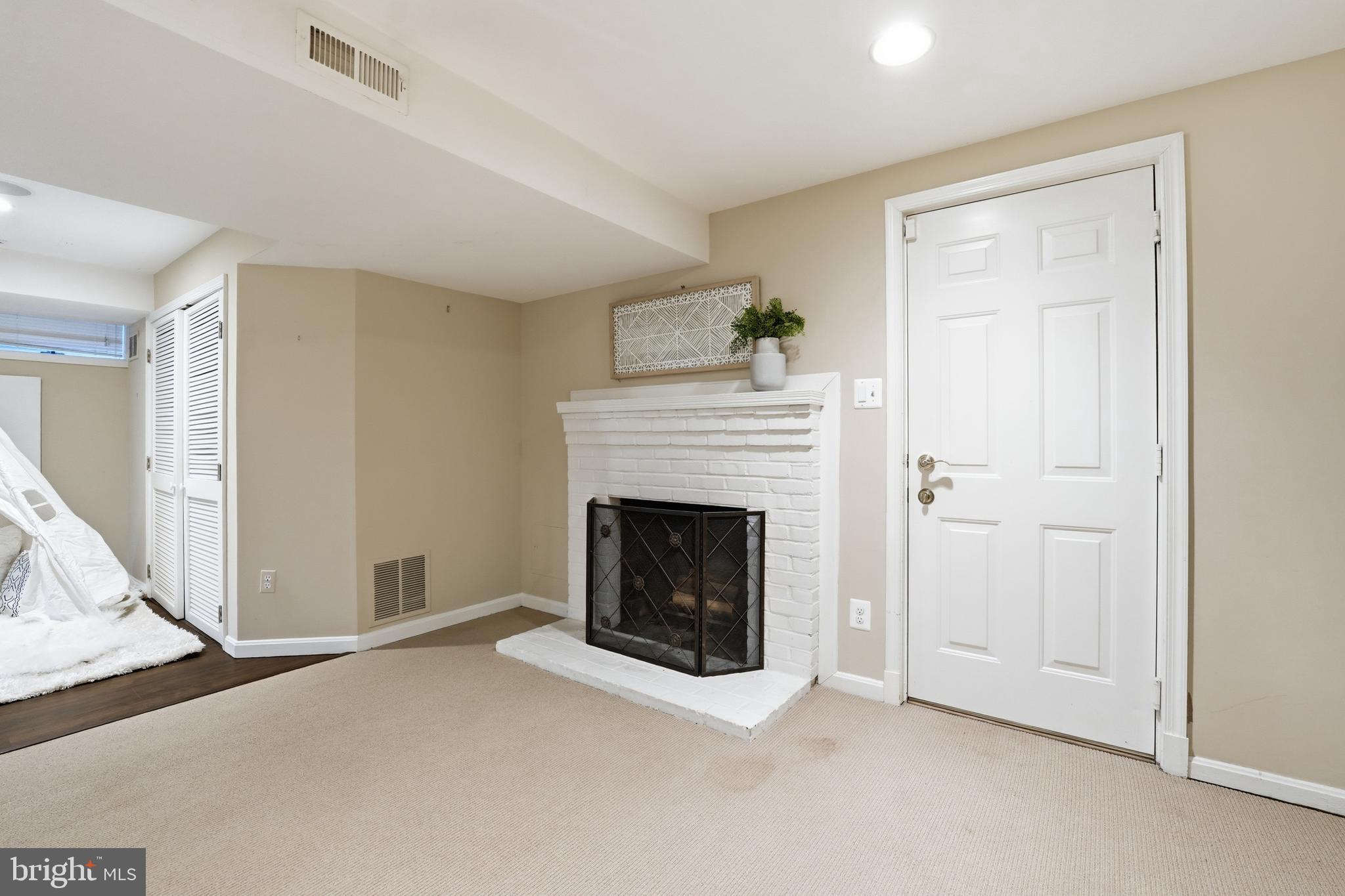 SUMNER - Residential