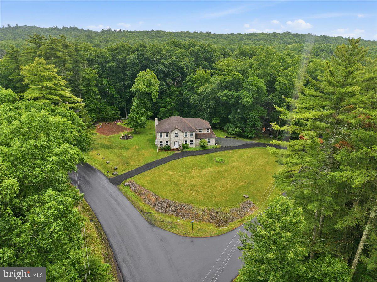COUNTRY WOODS ESTATE - Residential