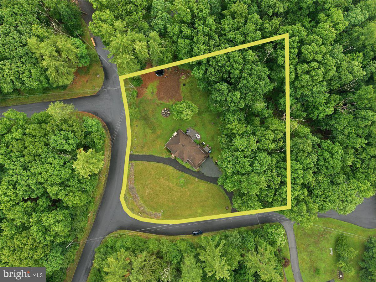 COUNTRY WOODS ESTATE - Residential