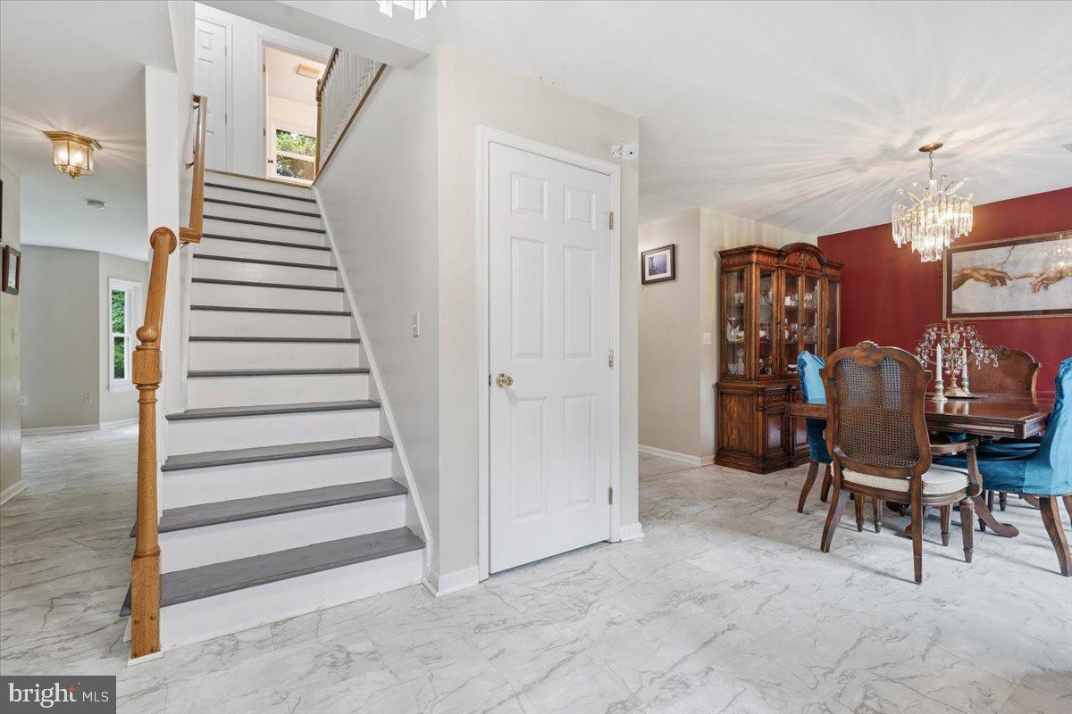 COUNTRY WOODS ESTATE - Residential
