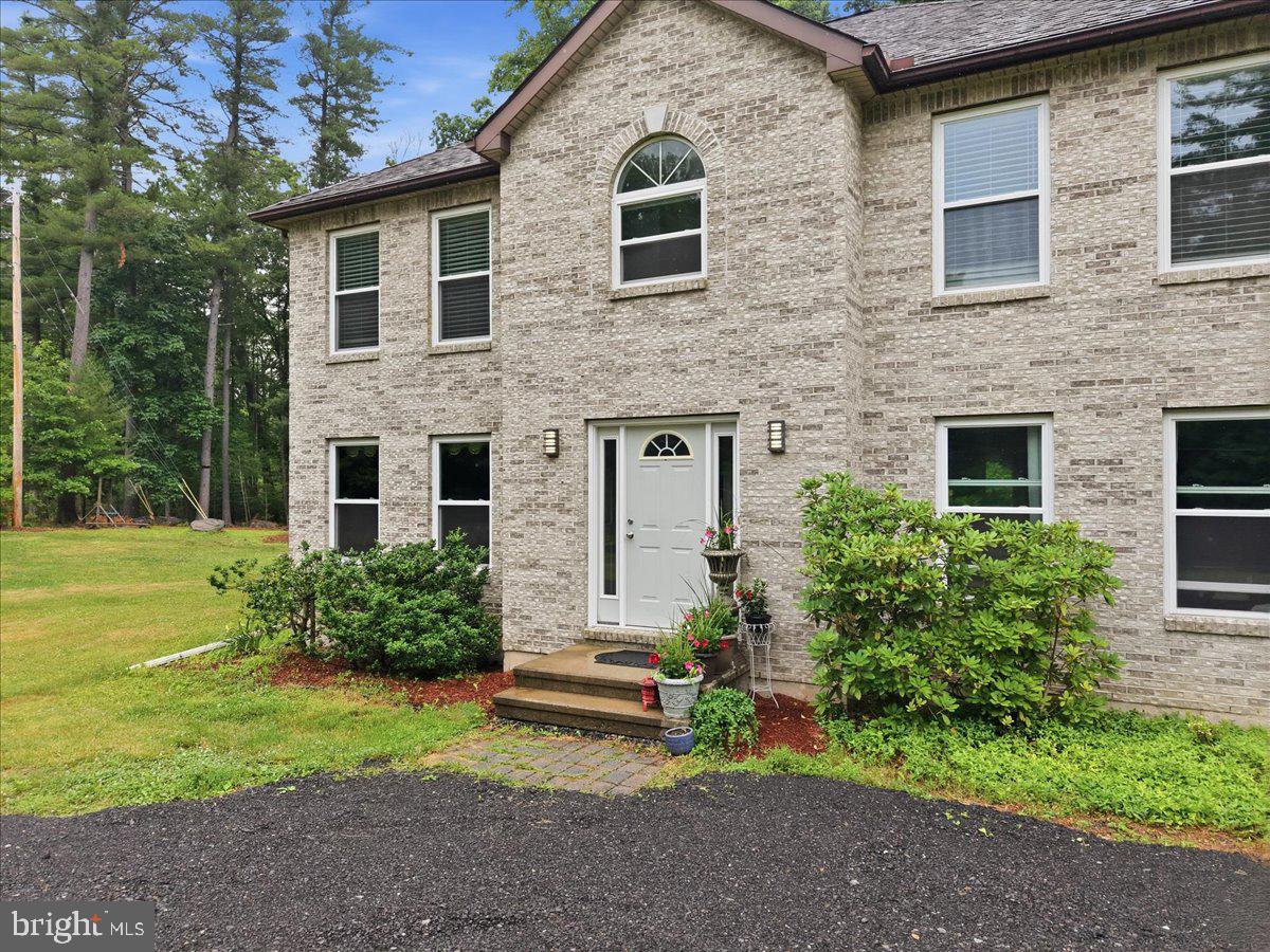 COUNTRY WOODS ESTATE - Residential