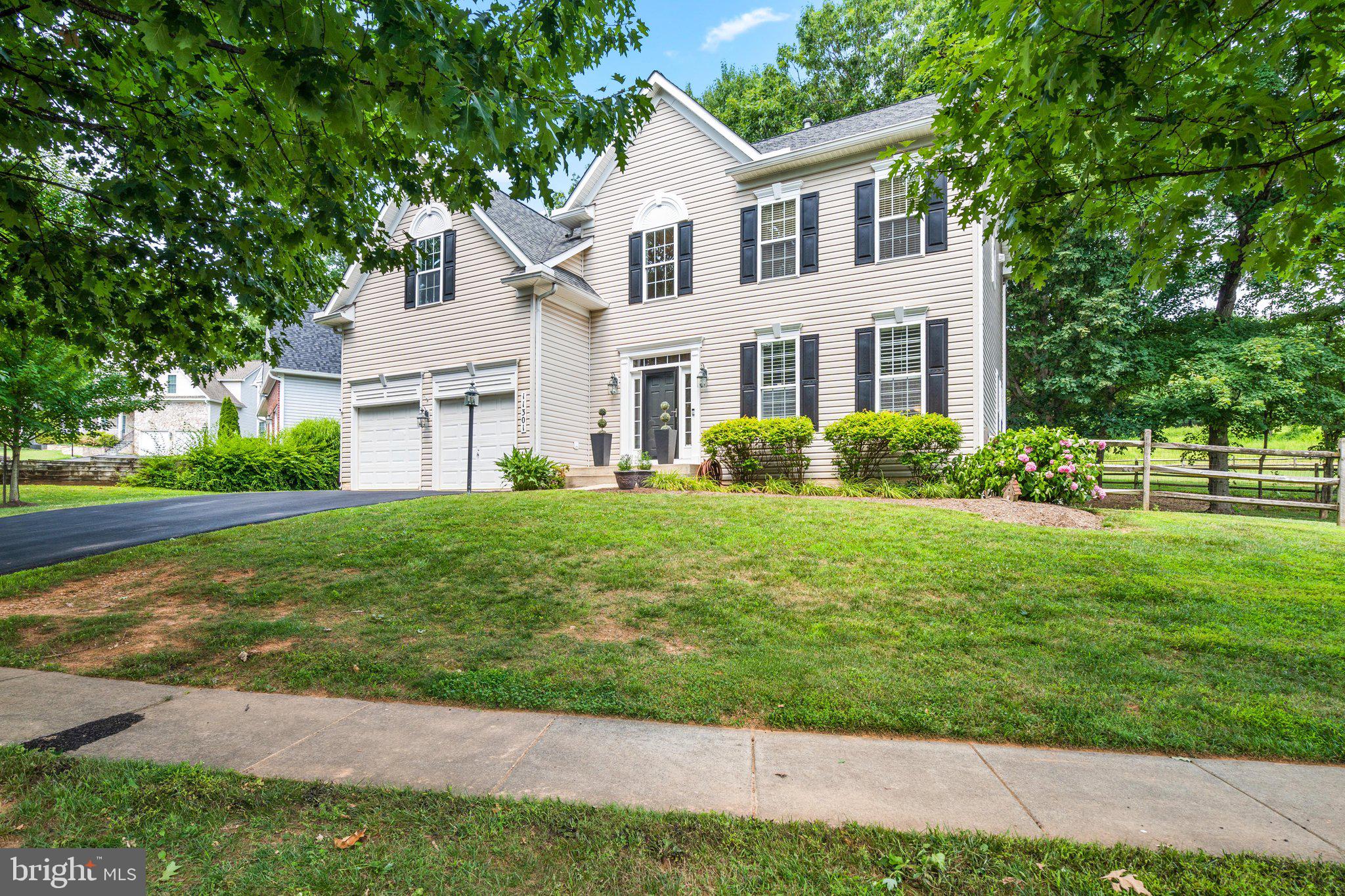 NEELSVILLE ESTATES - Residential