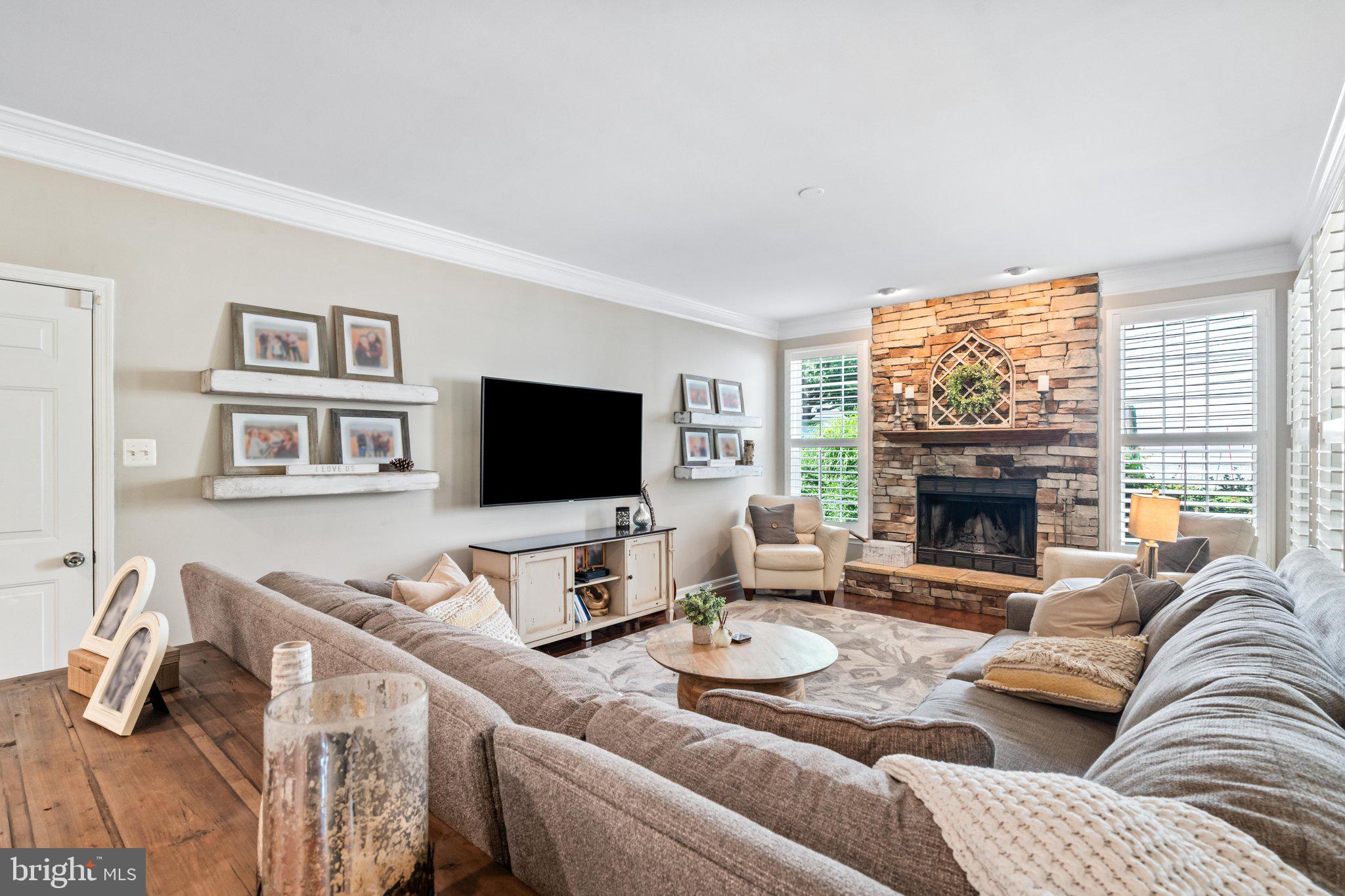 NEELSVILLE ESTATES - Residential