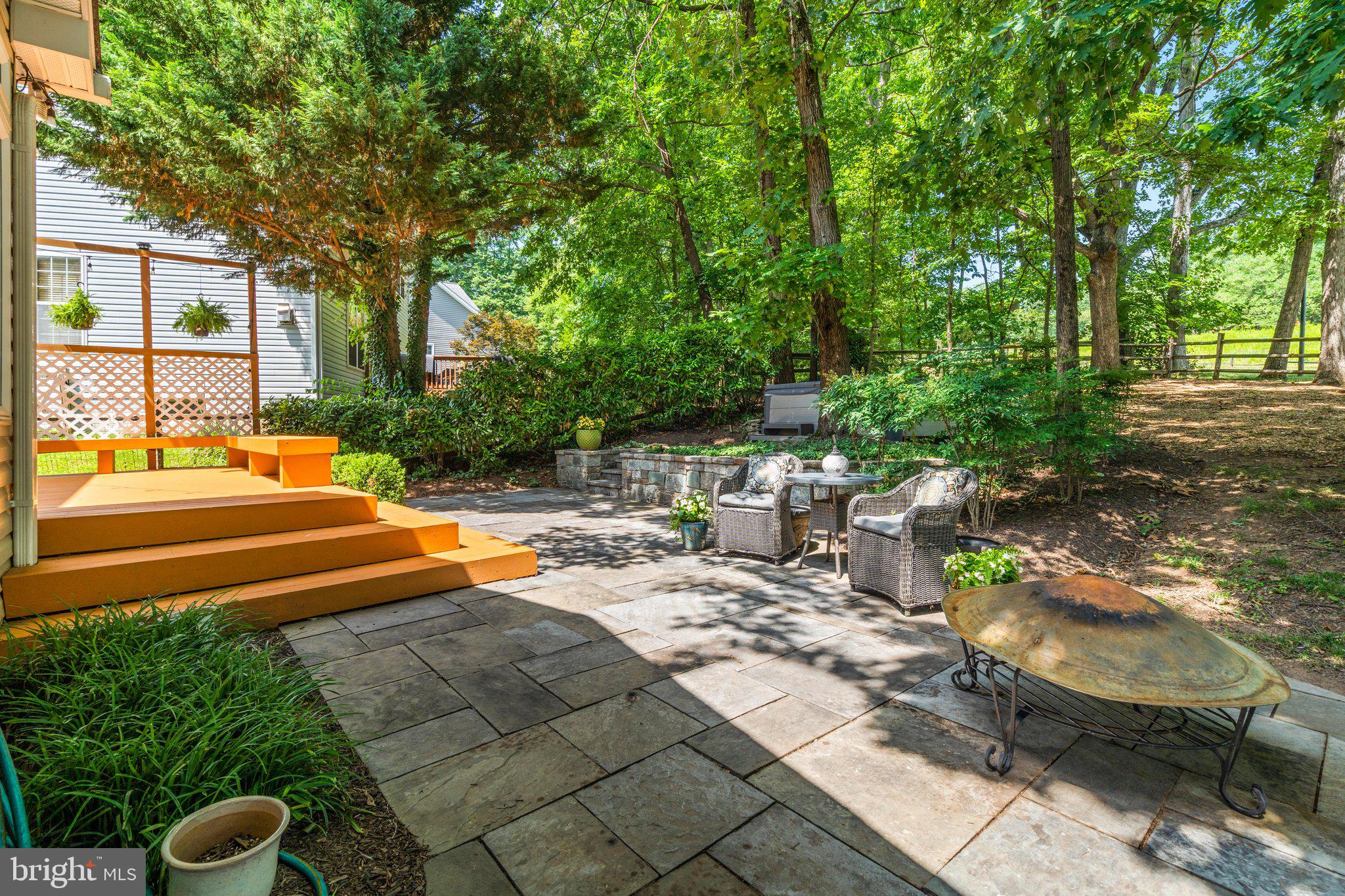 NEELSVILLE ESTATES - Residential