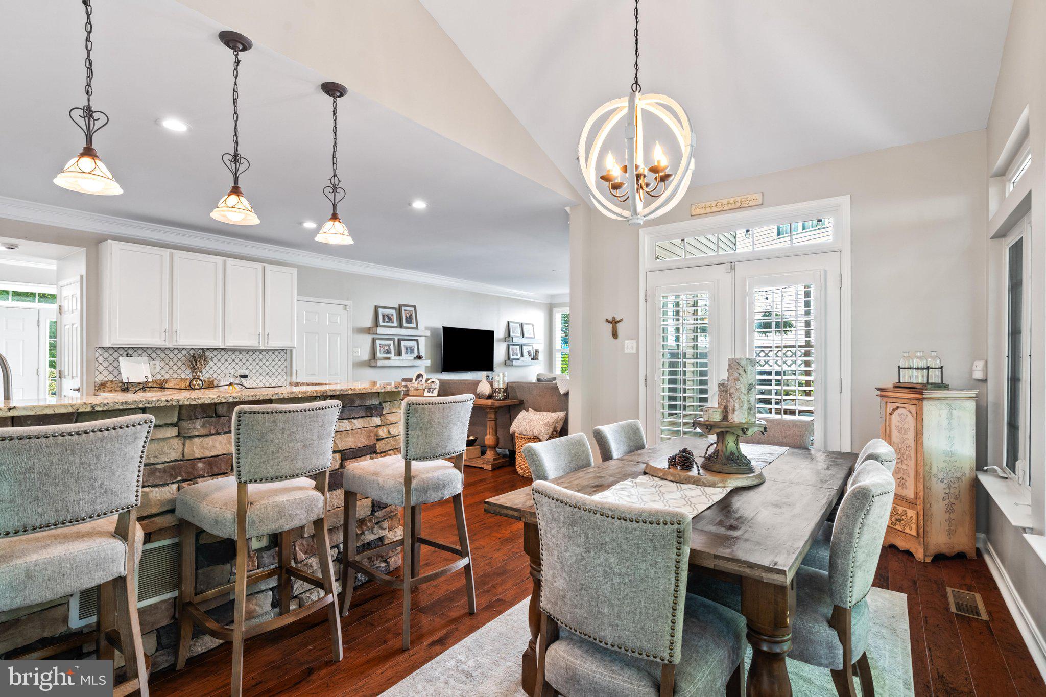 NEELSVILLE ESTATES - Residential