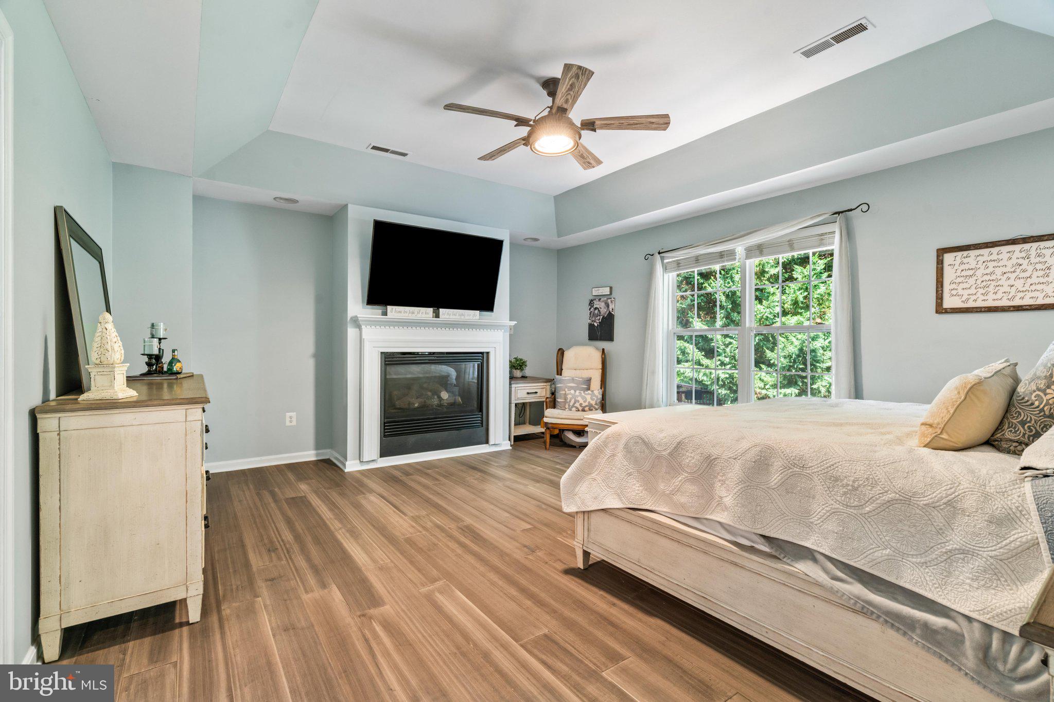 NEELSVILLE ESTATES - Residential