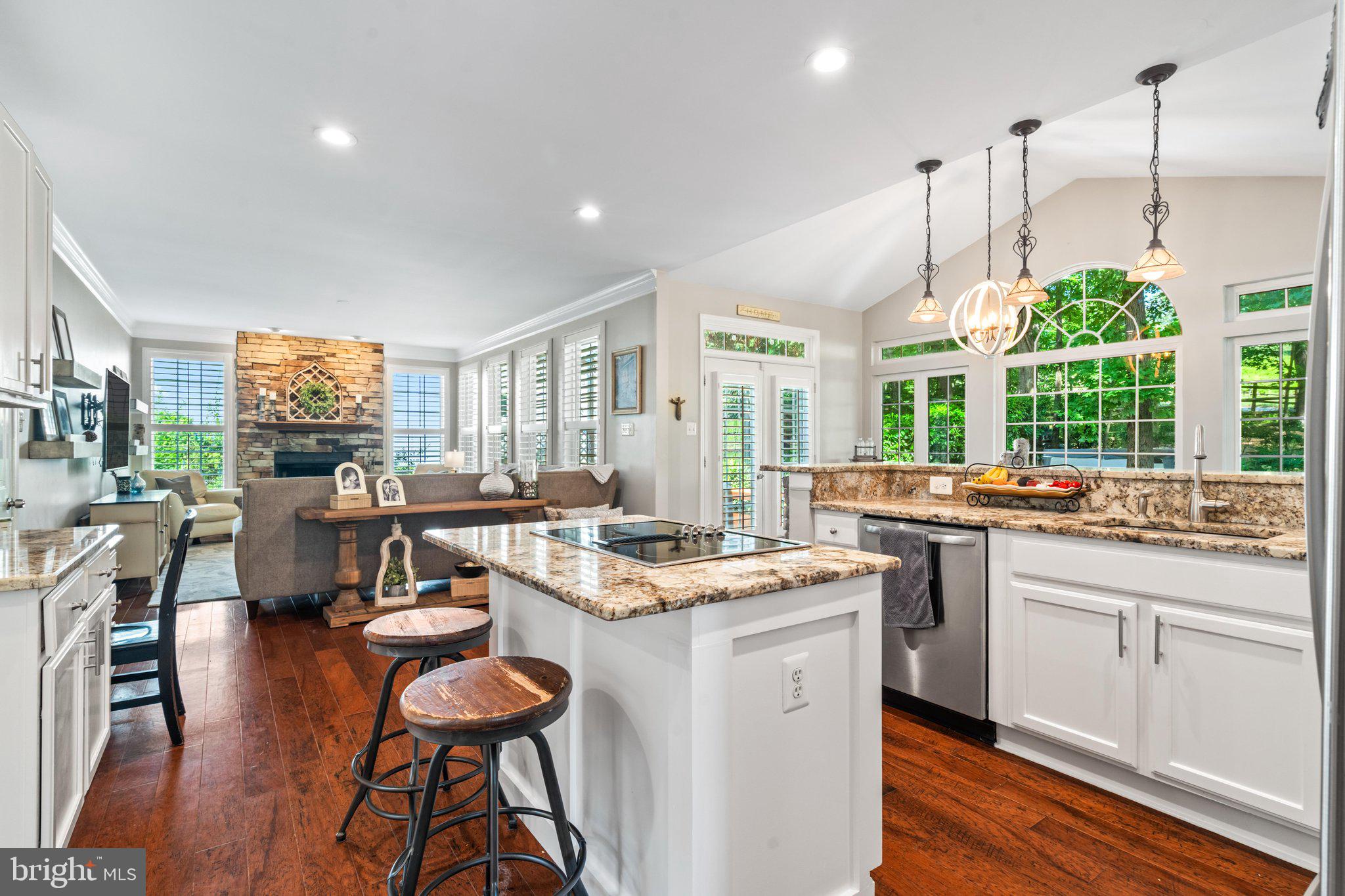 NEELSVILLE ESTATES - Residential
