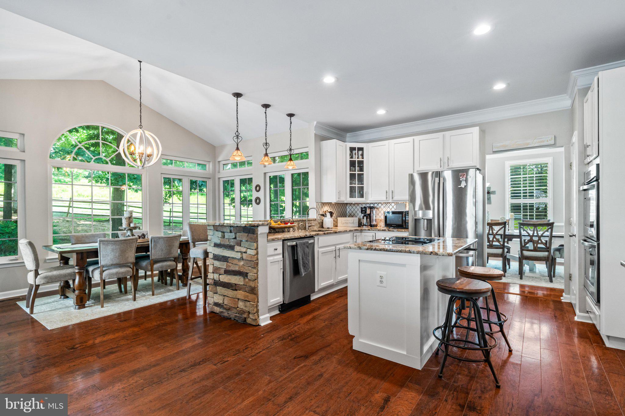 NEELSVILLE ESTATES - Residential