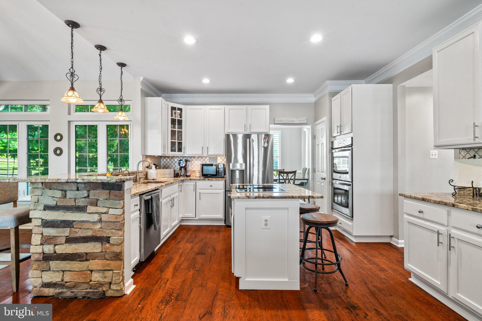 NEELSVILLE ESTATES - Residential