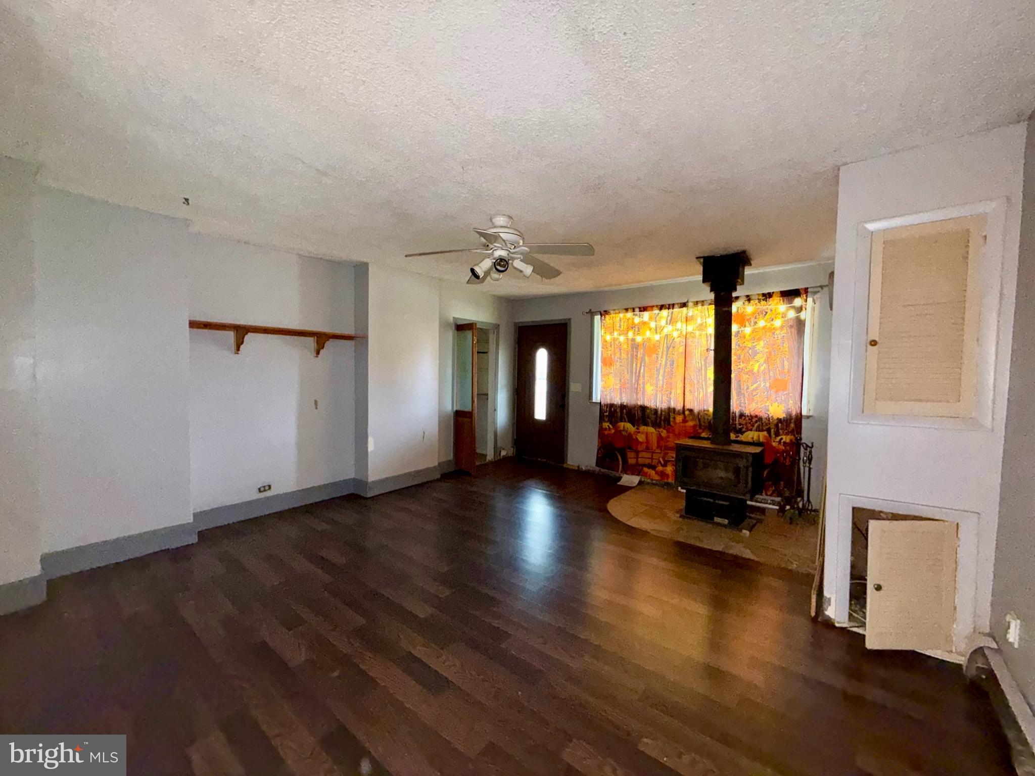 BACK RIVER HIGHLANDS - Residential