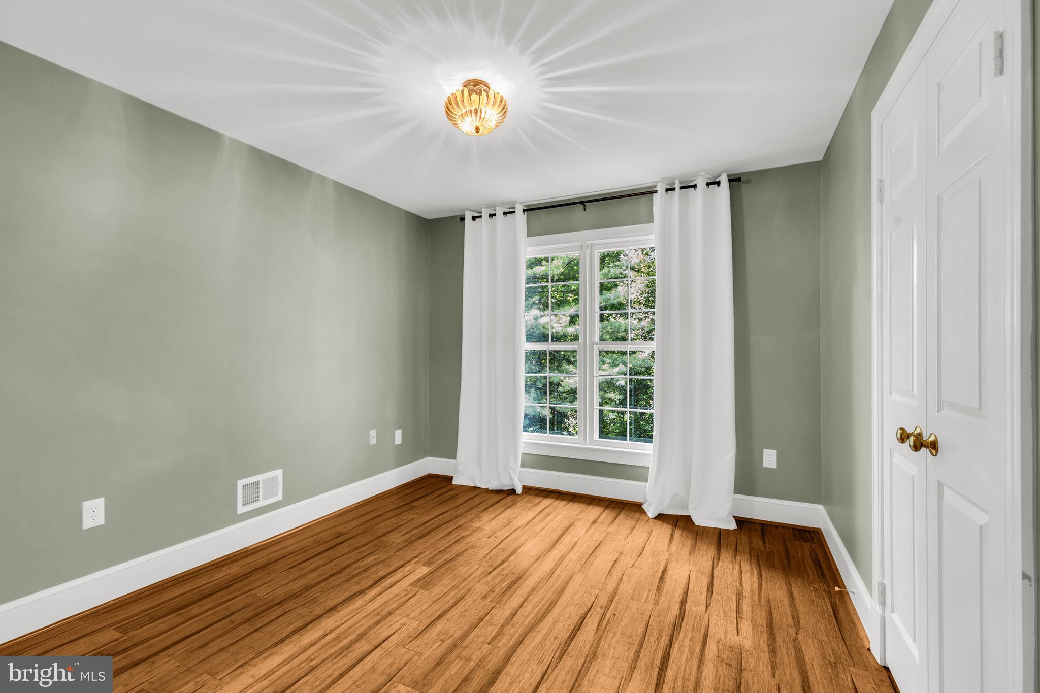 SOUTH RUN - Residential