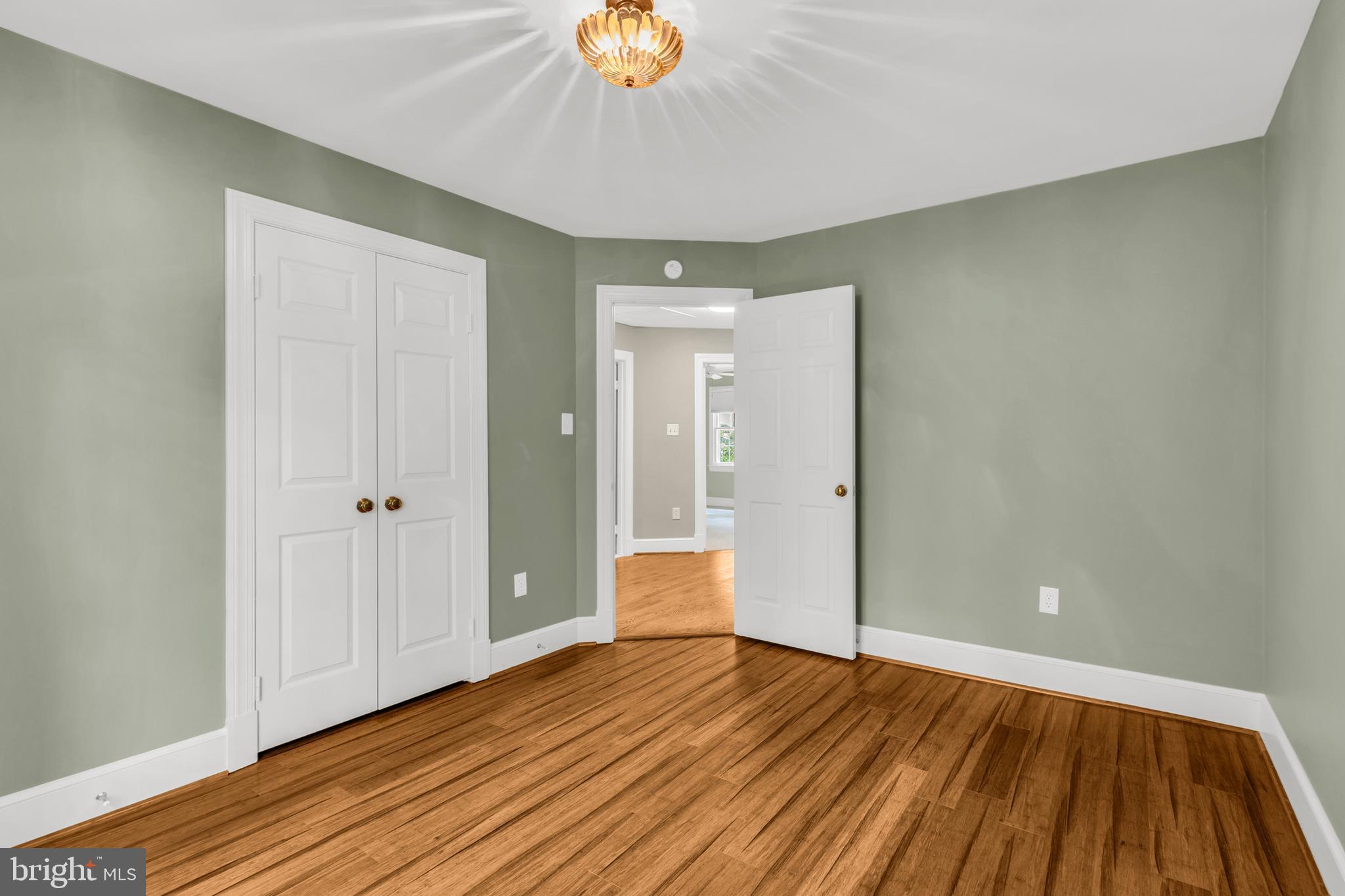 SOUTH RUN - Residential