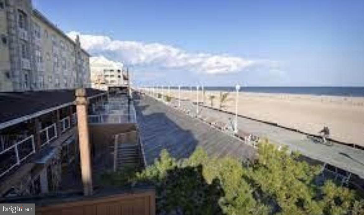 DOWNTOWN OC - Residential